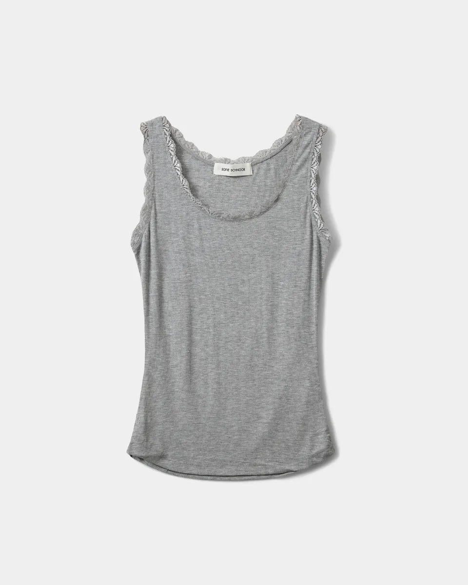 sofie-schnoor-ulrikkesw-top-grau-spitze-slim-fit image 1