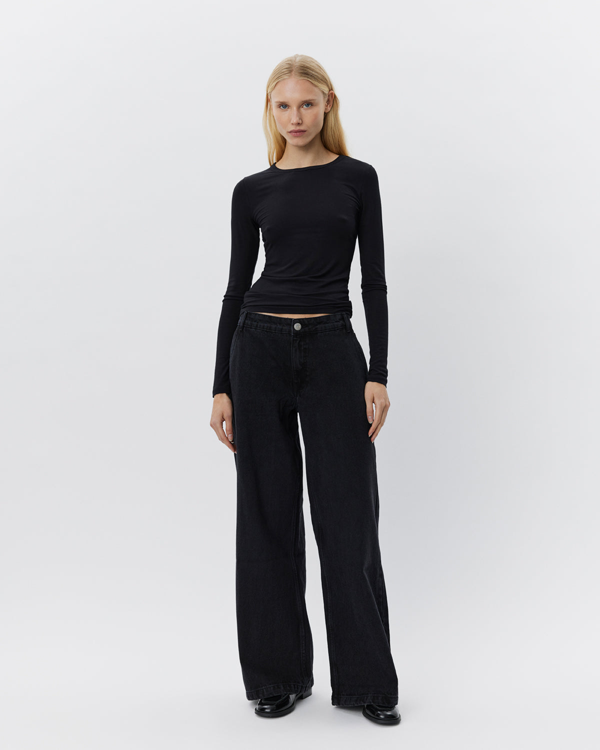sofie-schnoor-women-petriciasw-langarmshirt-schwarz-slimfit image 2