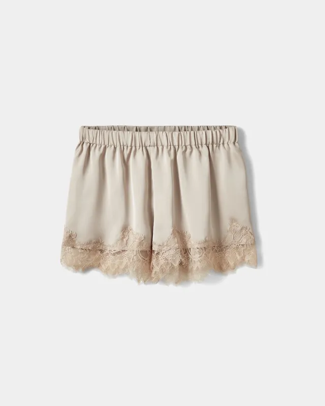 sofie-schnoor-women-vadasw-shorts-feather-gray-satin-spitze image 1
