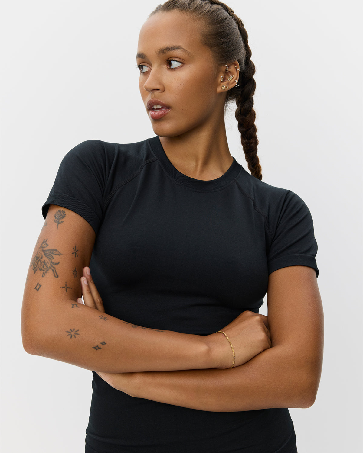 sofie-schnoor-sport-kalliespo-t-shirt-schwarz-nahtlos image 2