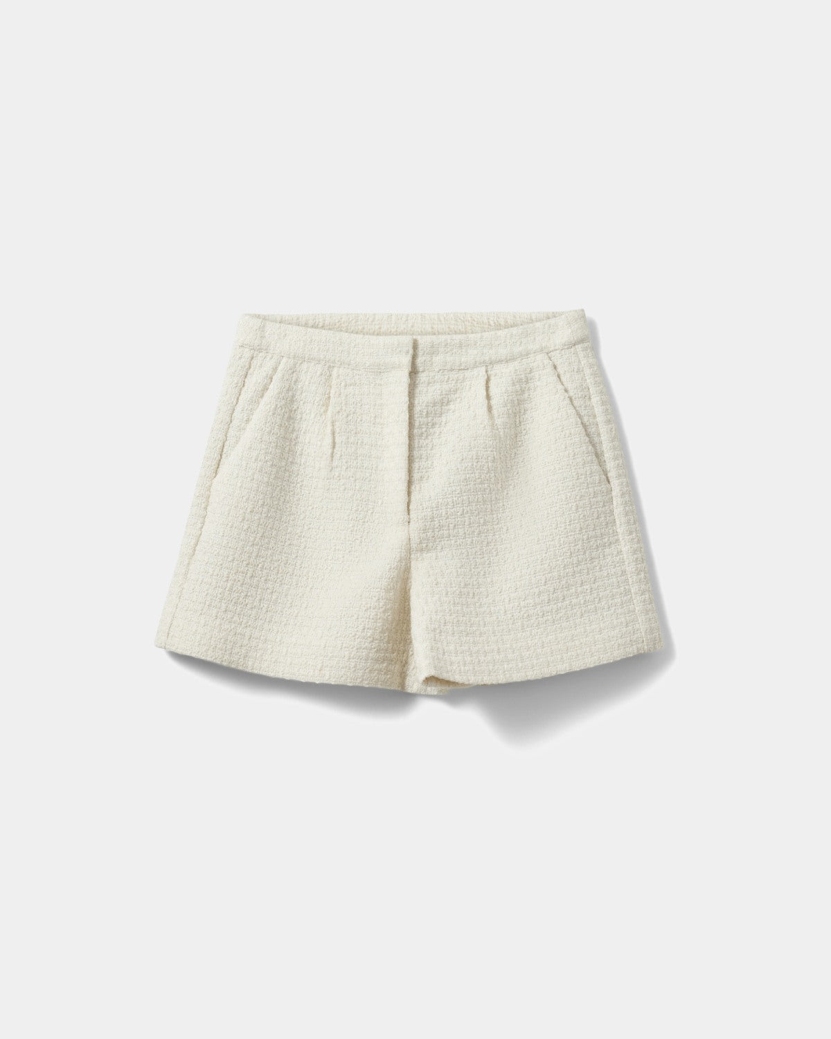sofie-schnoor-women-midgesw-shorts-s252101-shorts-off-white image 1
