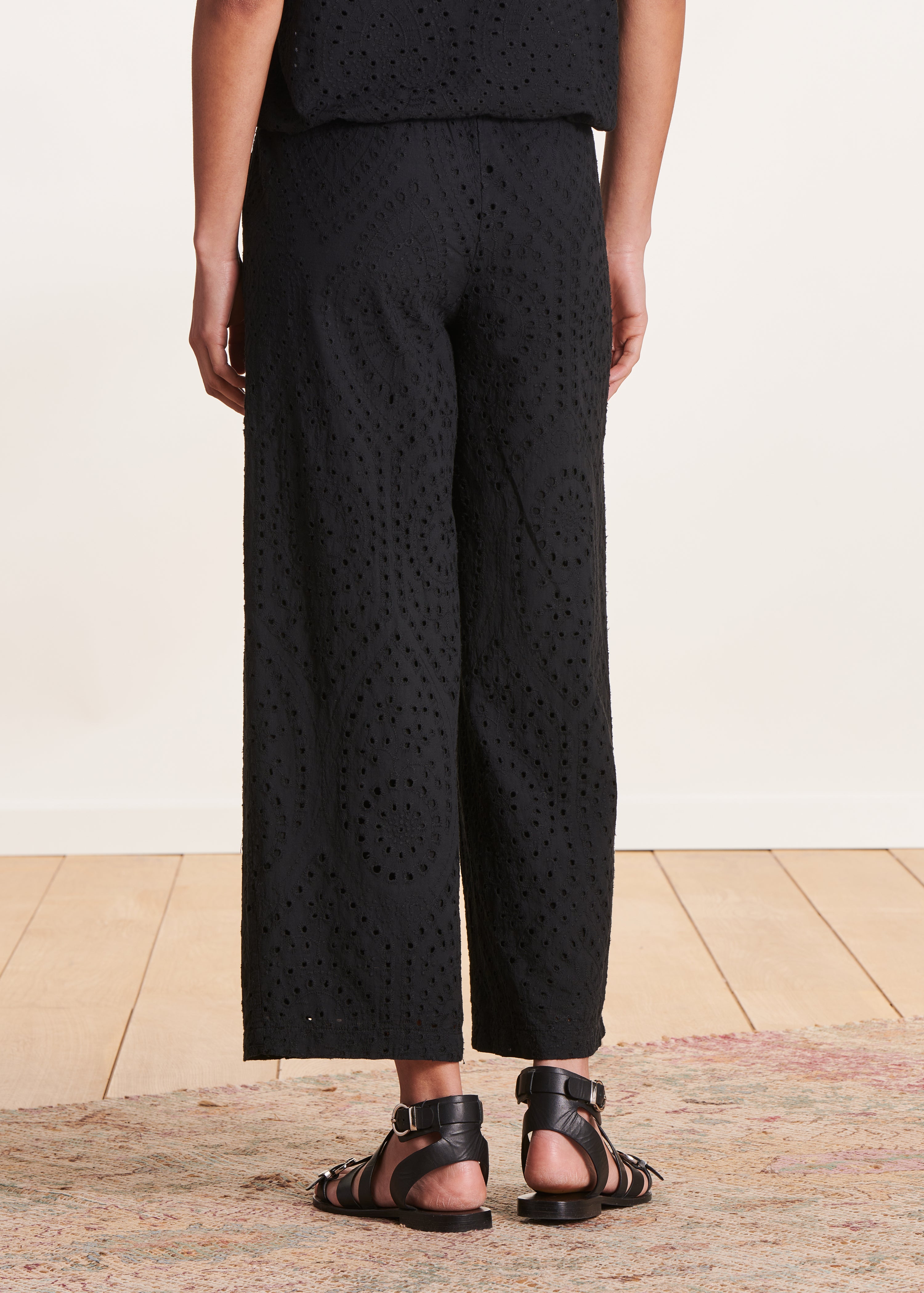 la-f-e-marabout-e-hose-schwarz-broderie-7-8-mit-elastikbund image 3