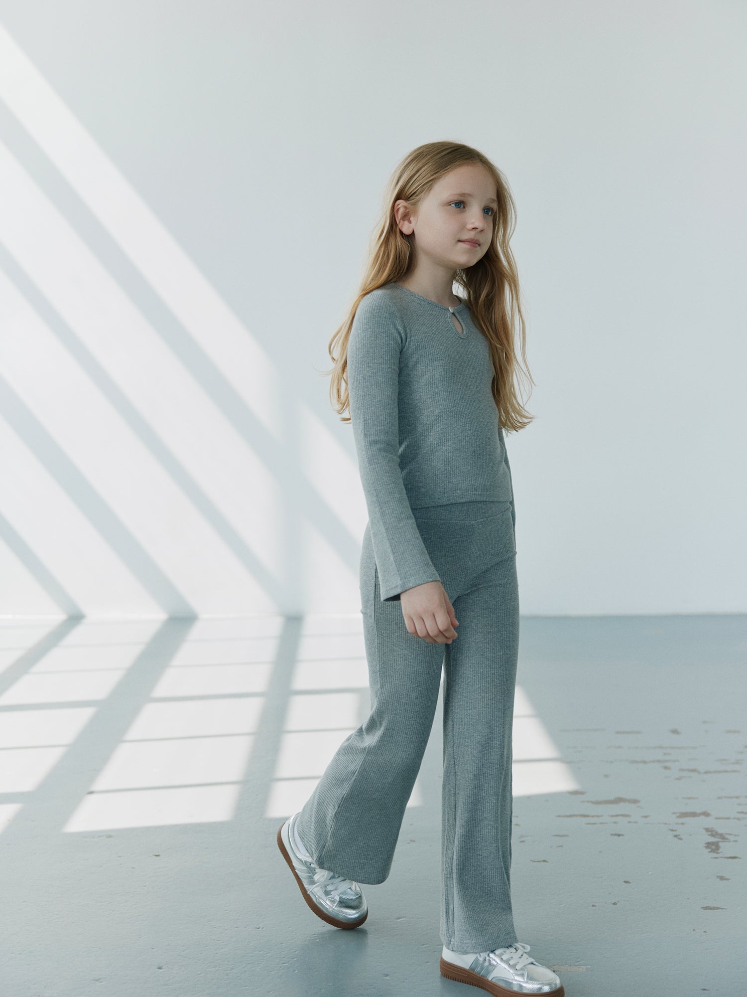 sofie-schnoor-young-celestesy-hose-grey-melange-baumwolle image 4