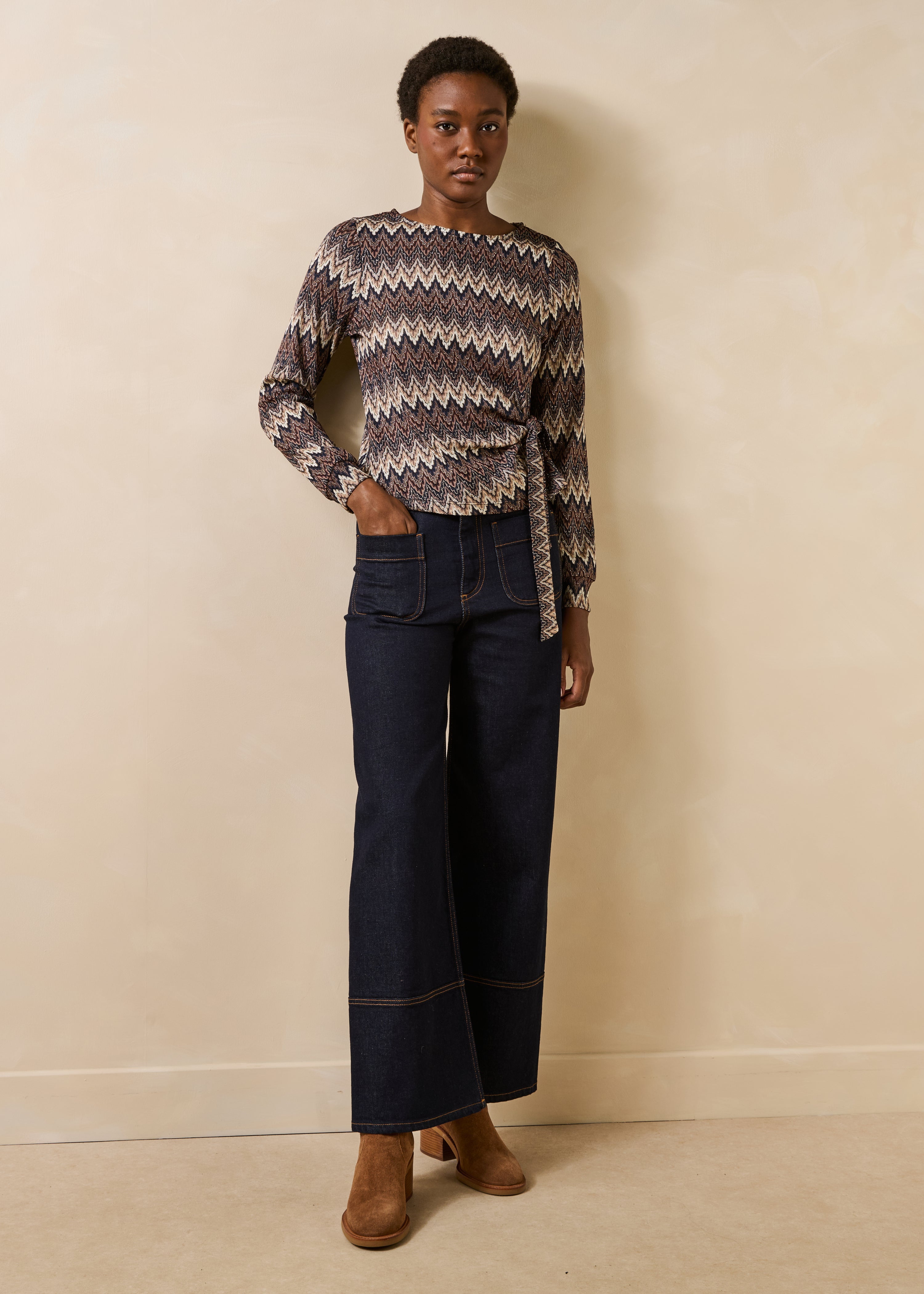 la-f-e-marabout-e-gacil-t-shirt-blau-oversize-knoten image 2