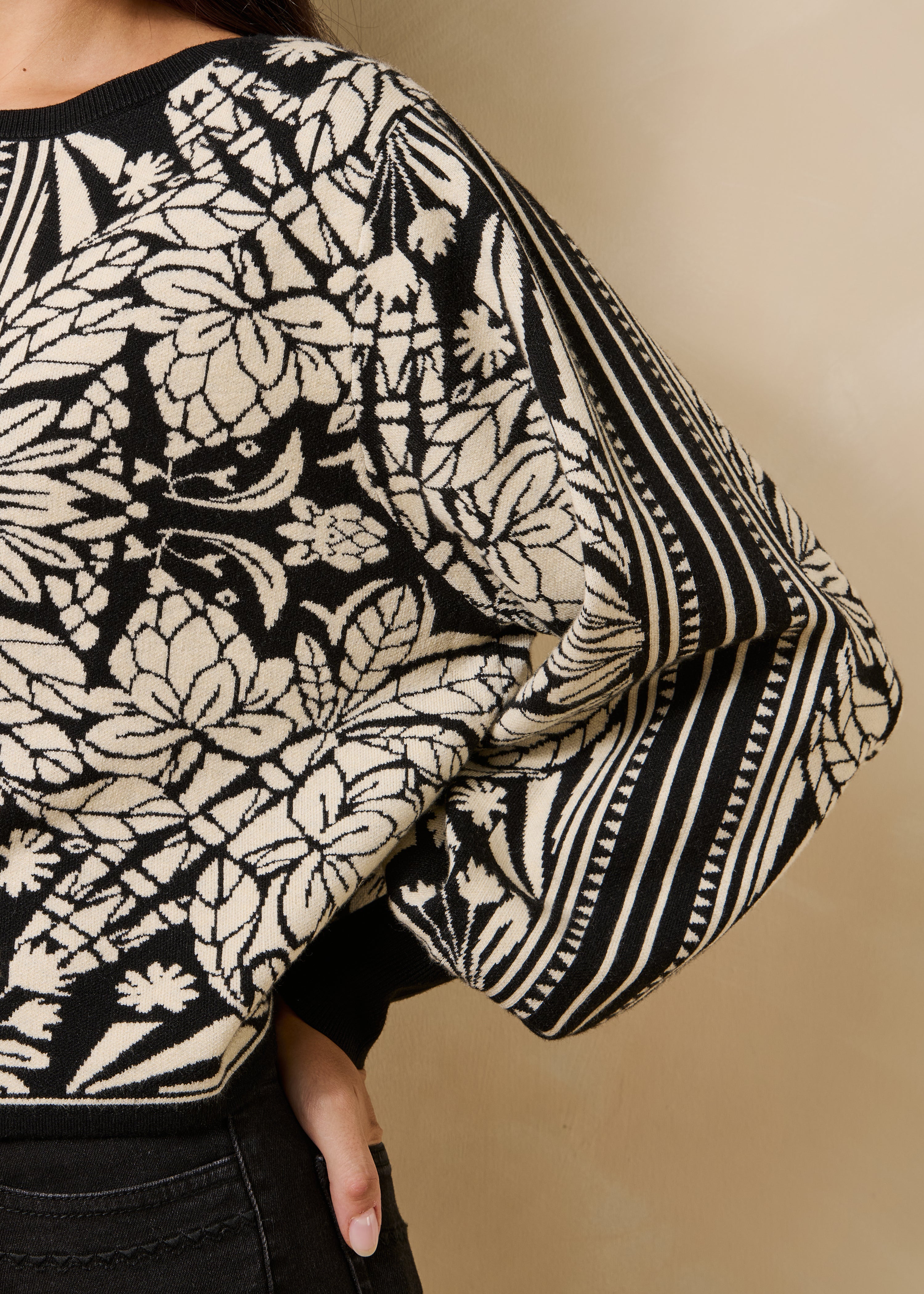 la-f-e-marabout-e-pullover-schwarz-wei-jacquard-gambie image 6