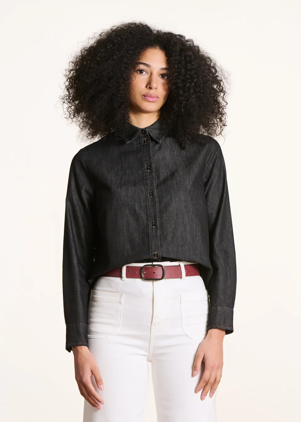 la-f-e-marabout-e-epnos-schwarze-jeans-bluse-langarm image 1