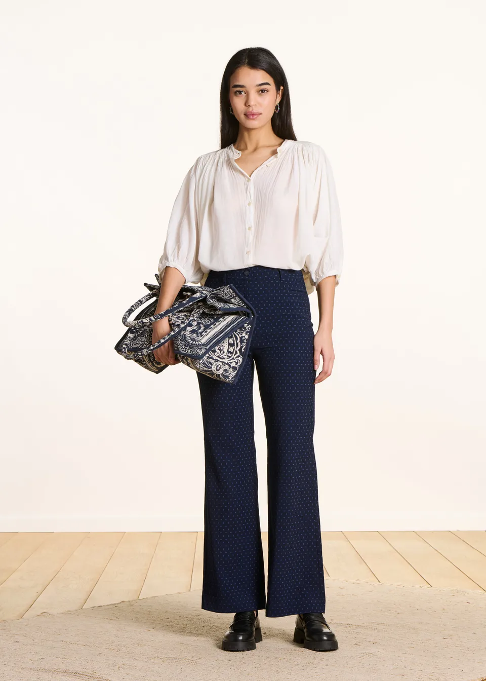 la-f-e-marabout-e-fazioni-hose-blau-jacquard-flare image 1