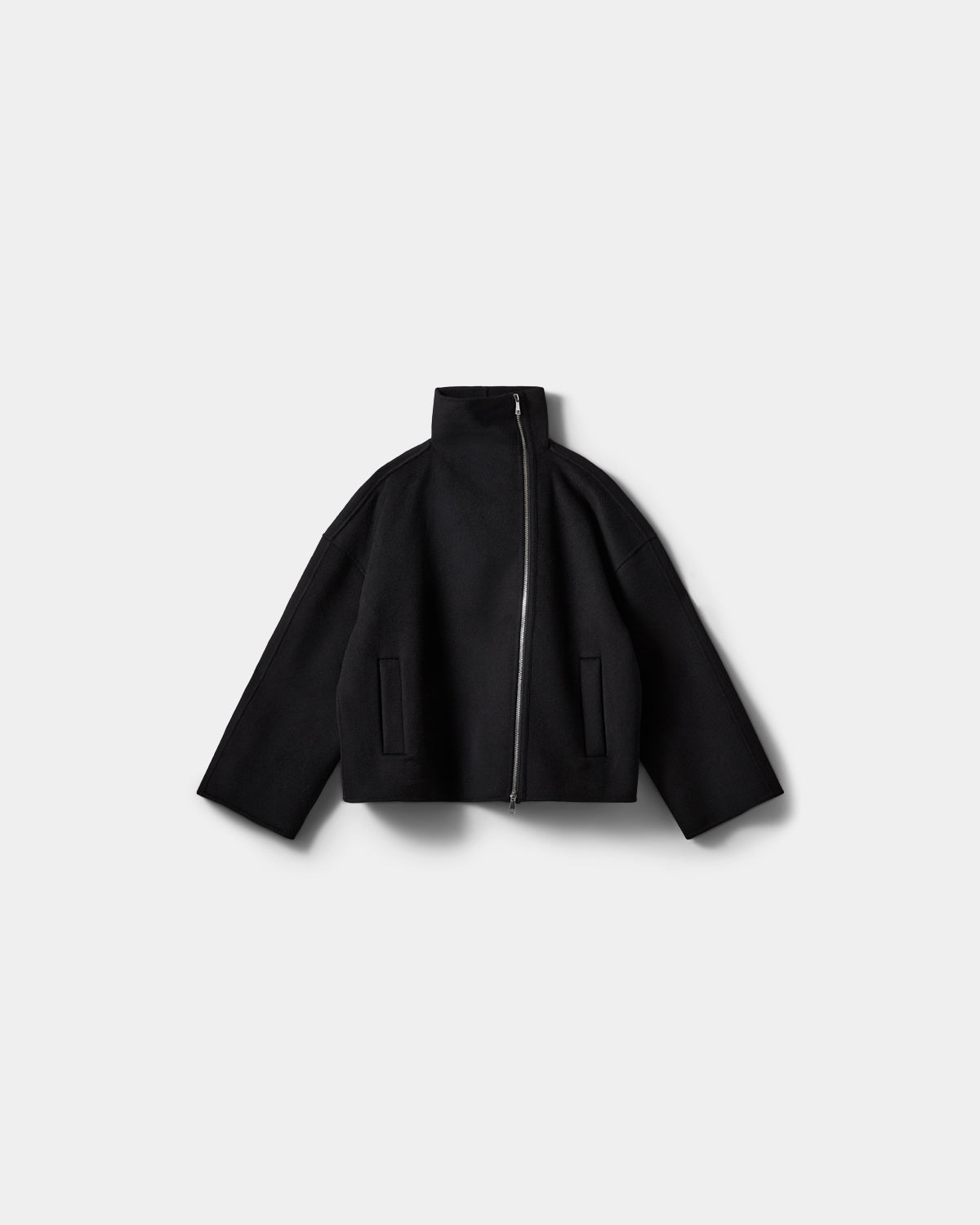 sofie-schnoor-icon-014-funnel-neck-jacke-wolle-schwarz image 1