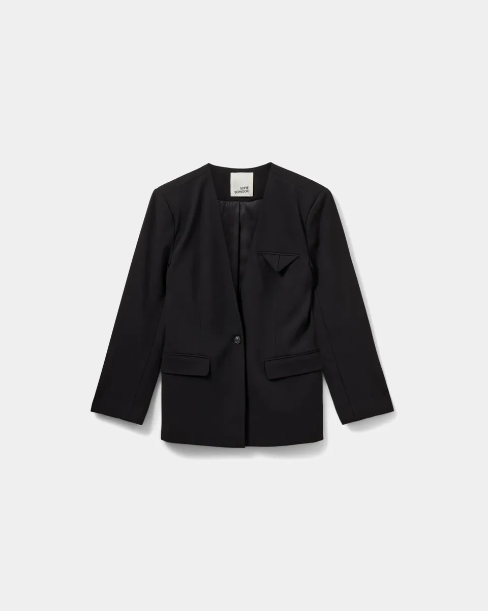 sofie-schnoor-women-amaliesw-blazer-schwarz-einreihig image 1