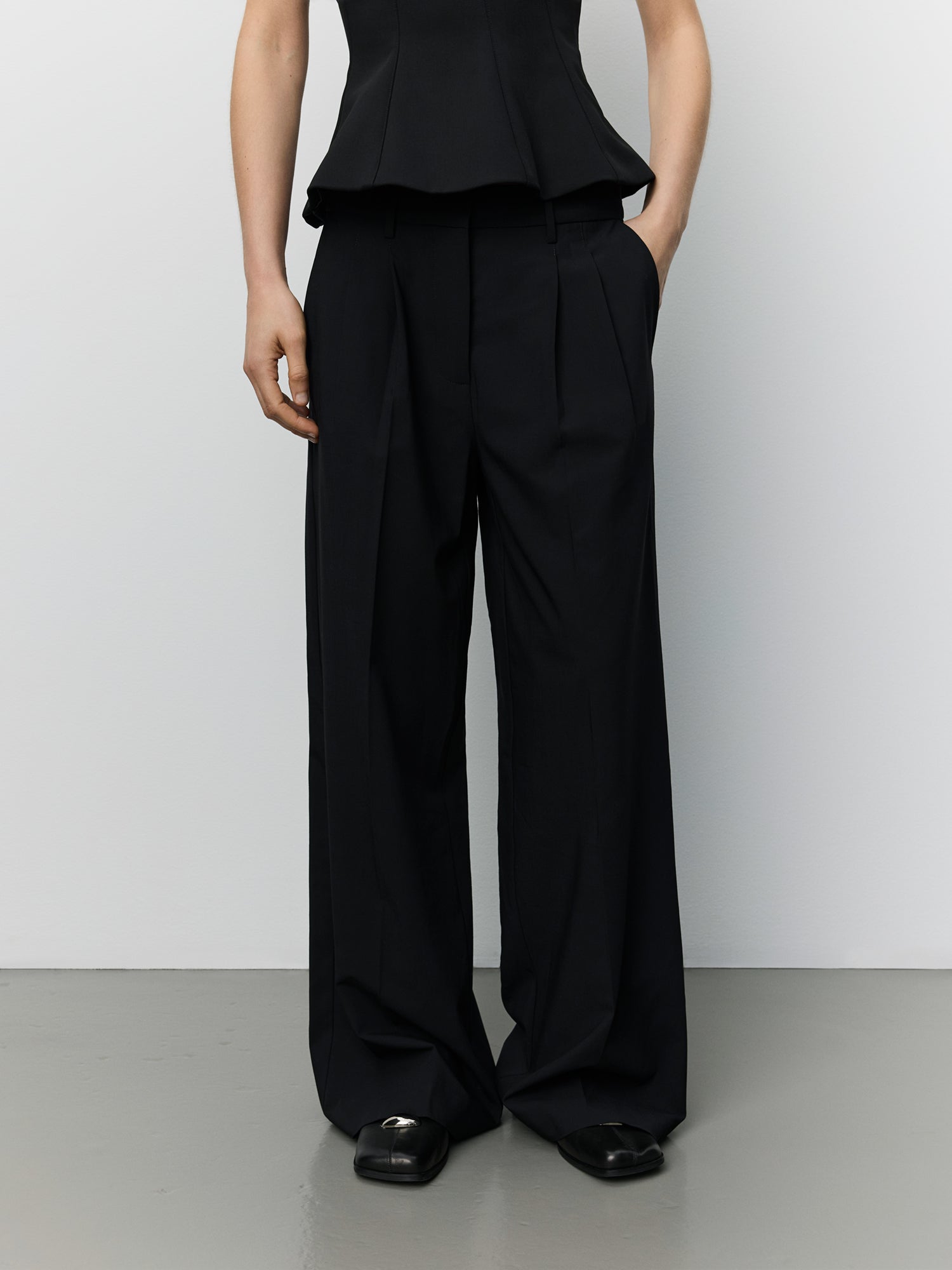 sofie-schnoor-women-alessandrasw-stoffhose-schwarz-wide-leg image 4