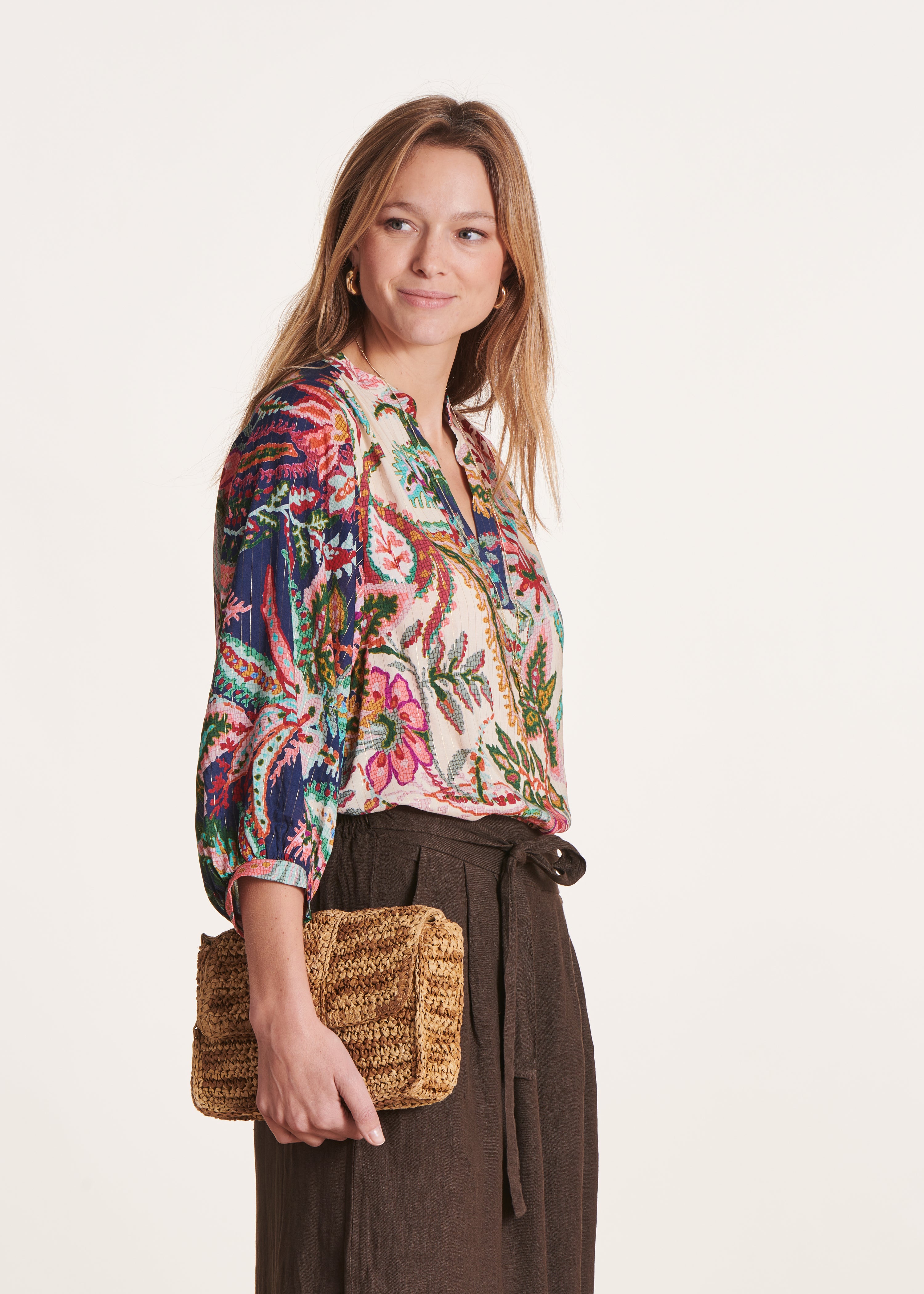 la-f-e-marabout-e-vince-top-rosa-blau-floral-weit image 1