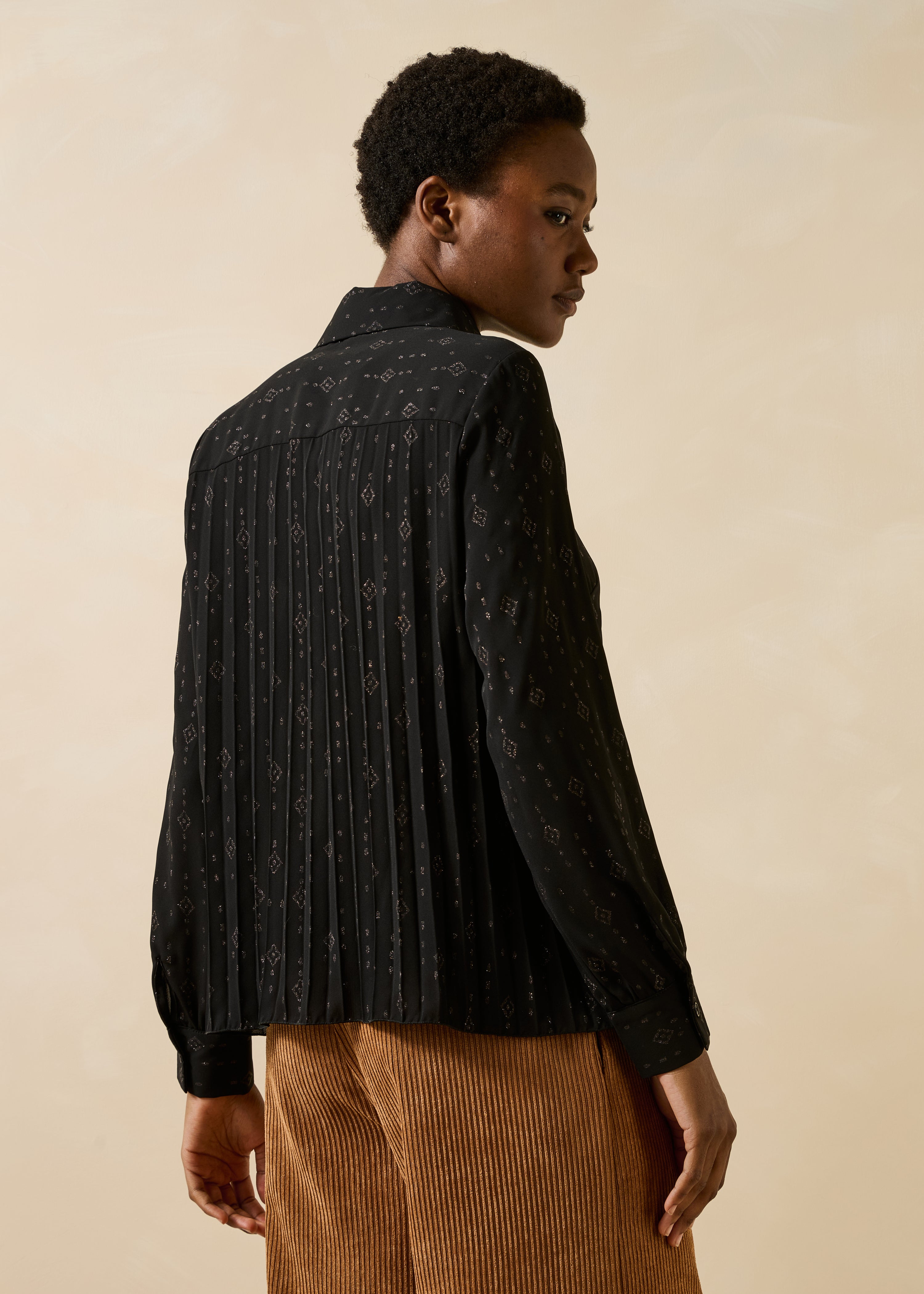 la-f-e-marabout-e-epnos-bluse-schwarz-grafik-lurex image 3