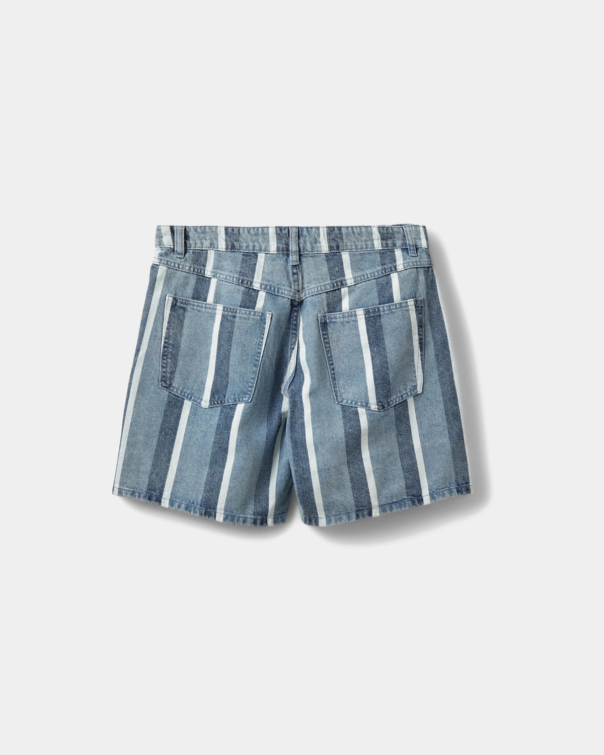 sofie-schnoor-women-ozilasw-shorts-blau-gestreift-baumwolle image 6