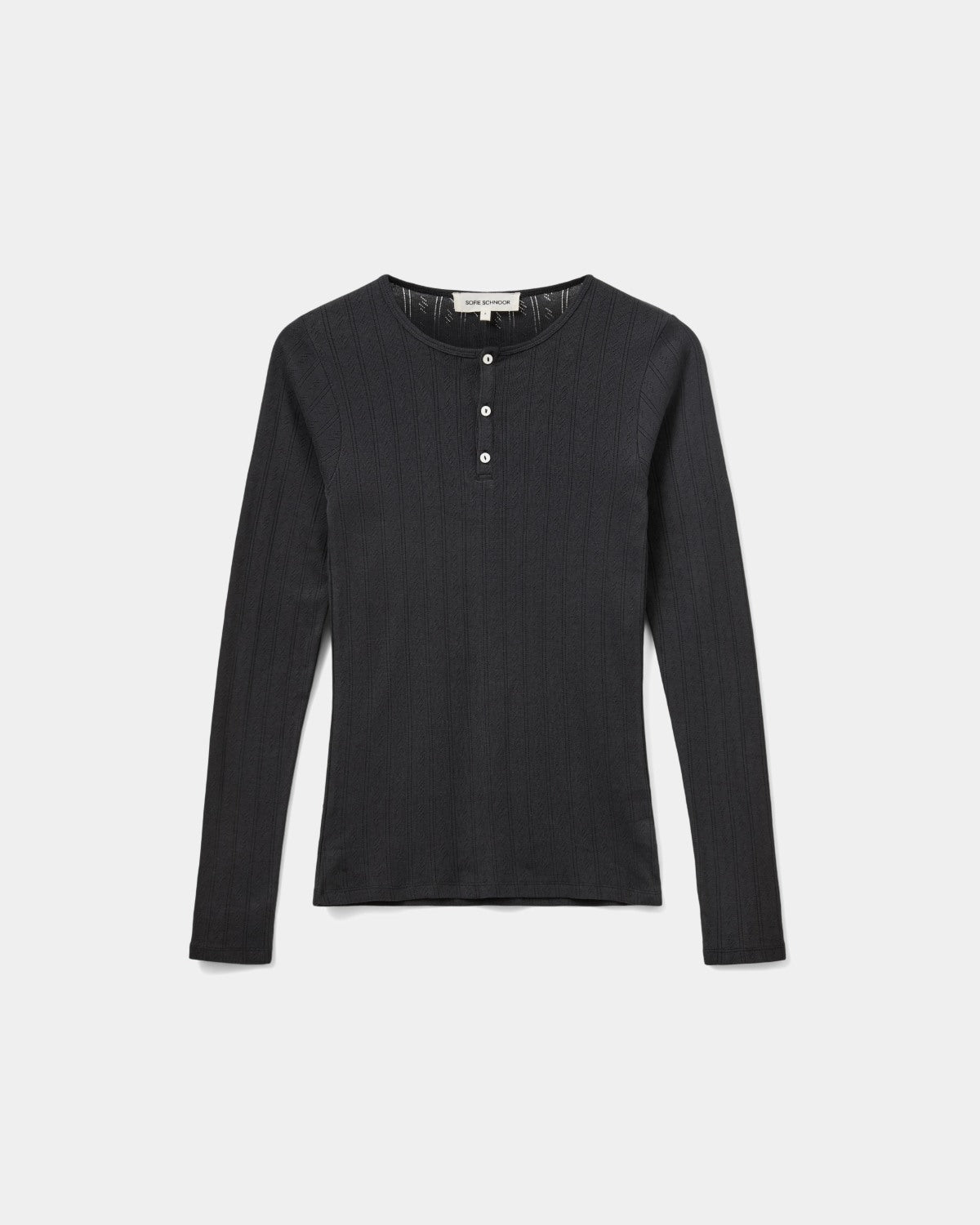 sofie-schnoor-women-aliciasw-langarmshirt-schwarz-bio-loch image 1