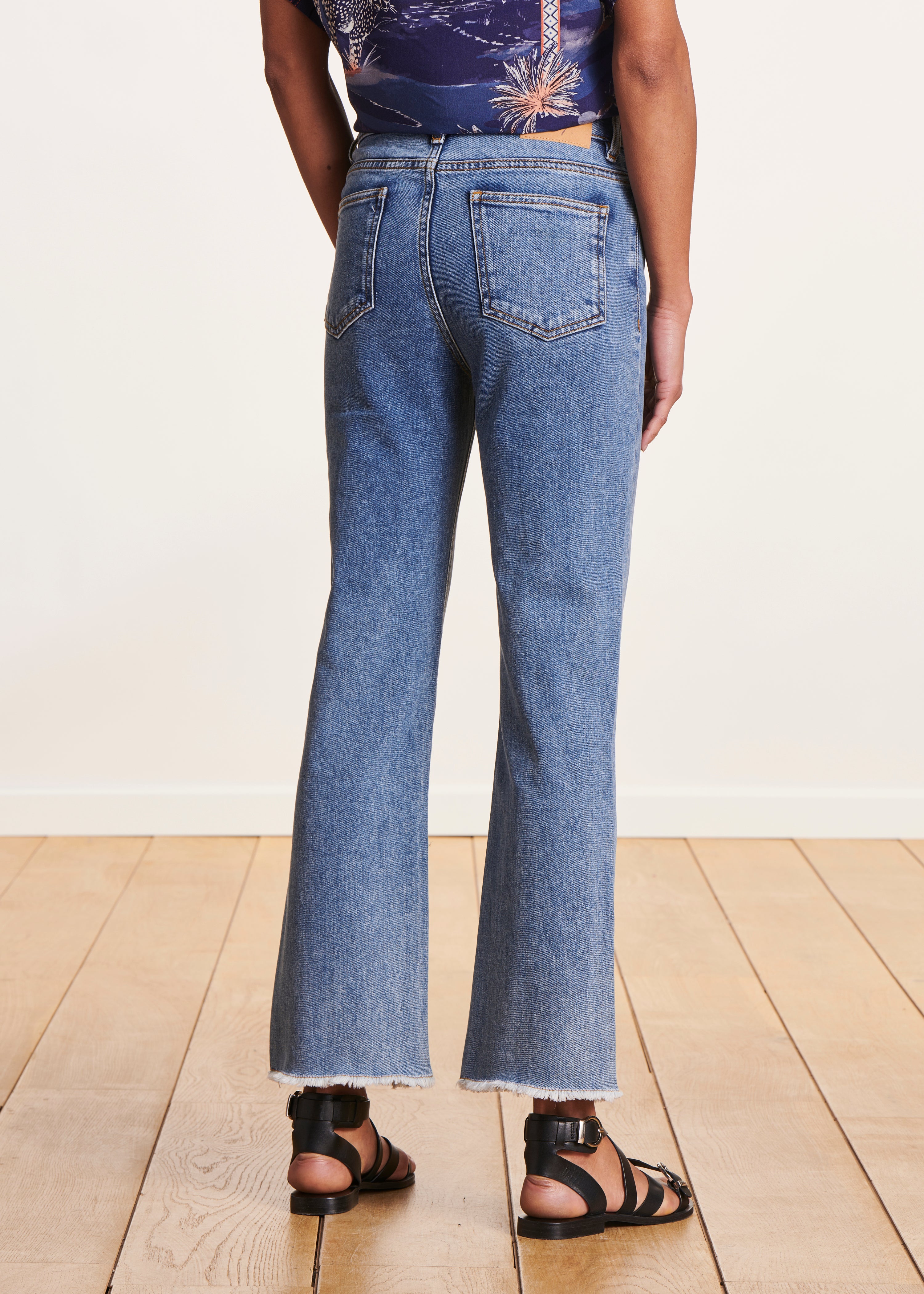 la-f-e-marabout-e-smiky-jeans-hell-bio-cropped image 3