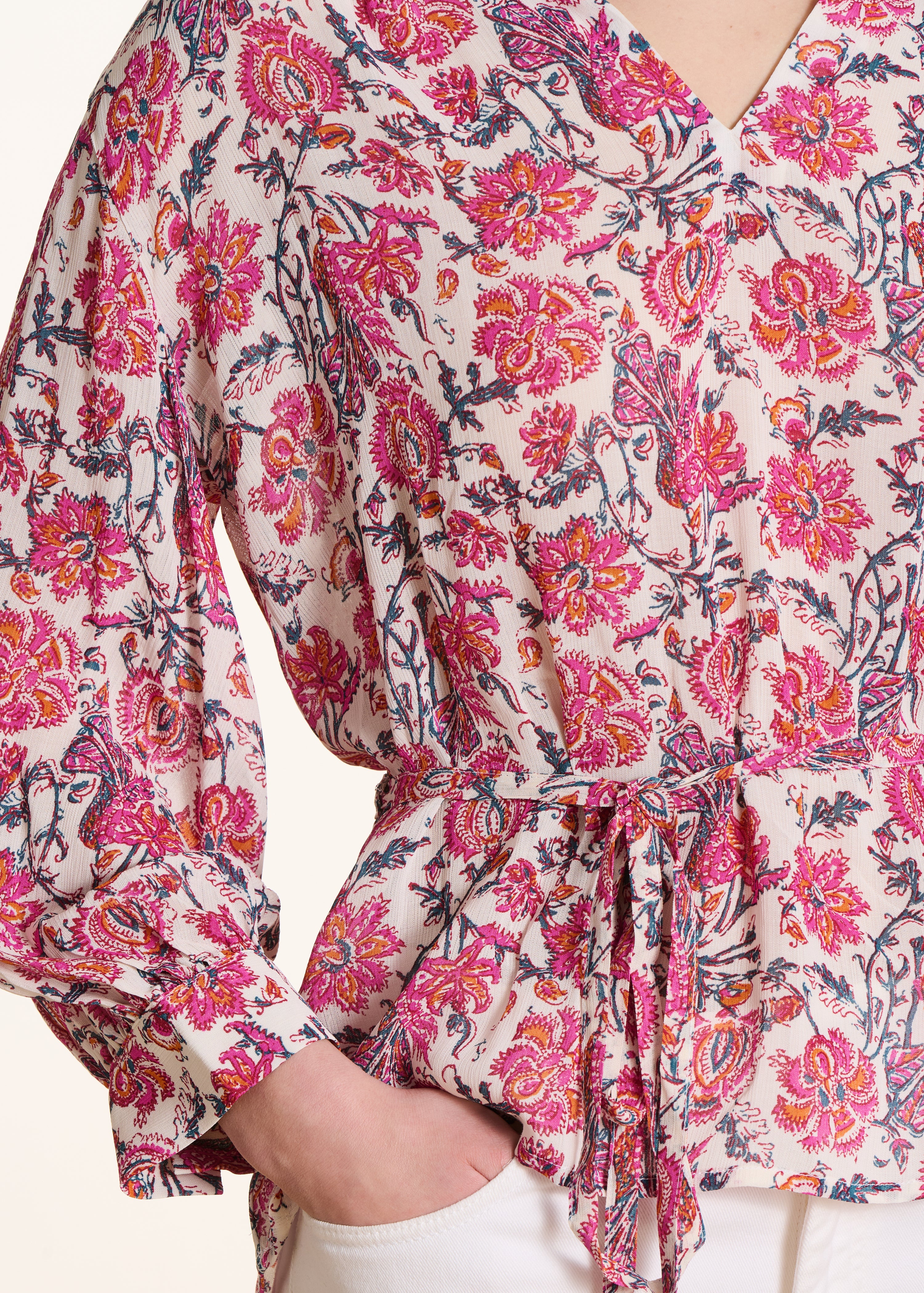 la-f-e-marabout-e-faenzi-top-rosa-blumen-langarm-g-rtel image 5