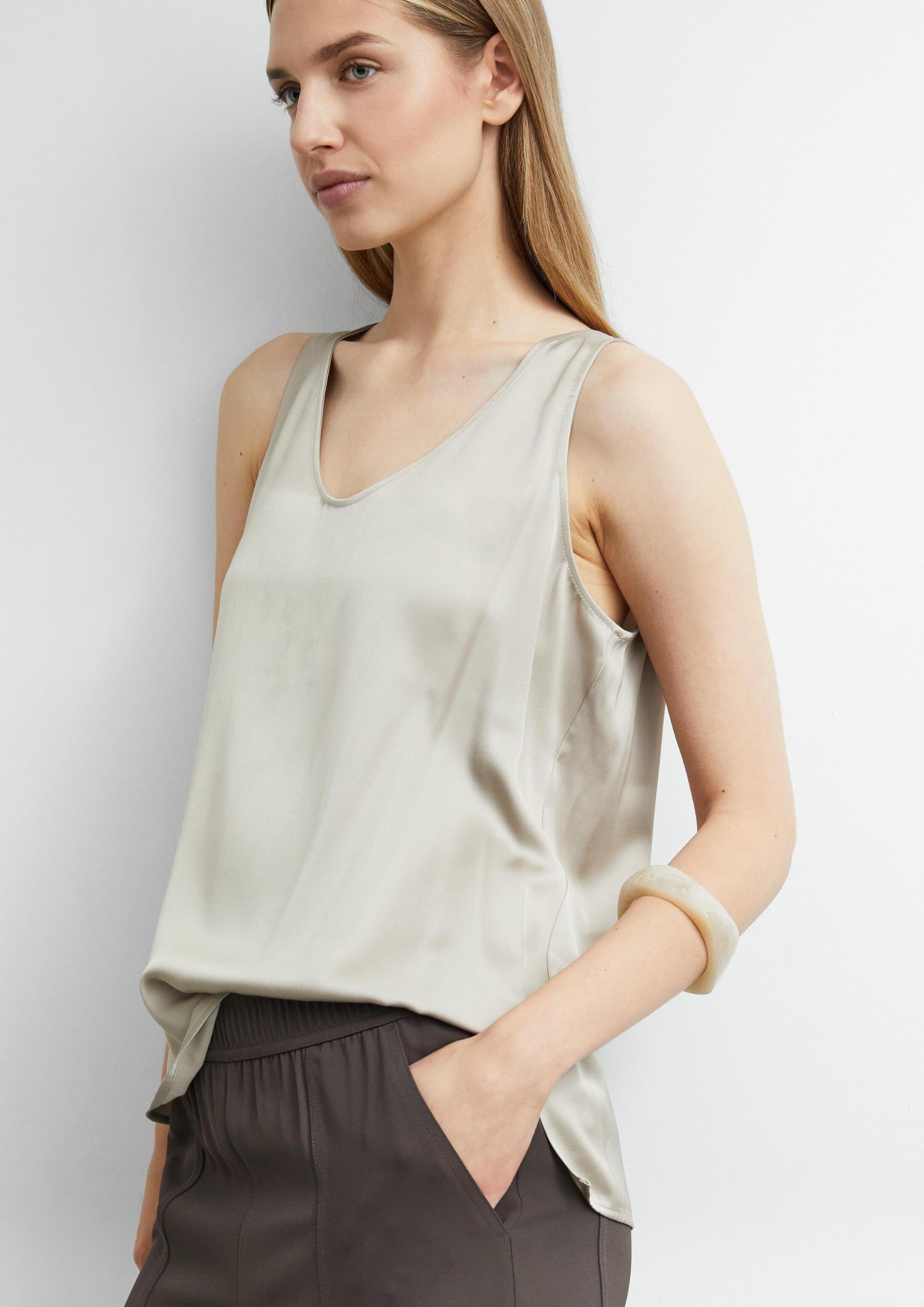 comma-accessoires-armreif-harz-beige-organisch image 5