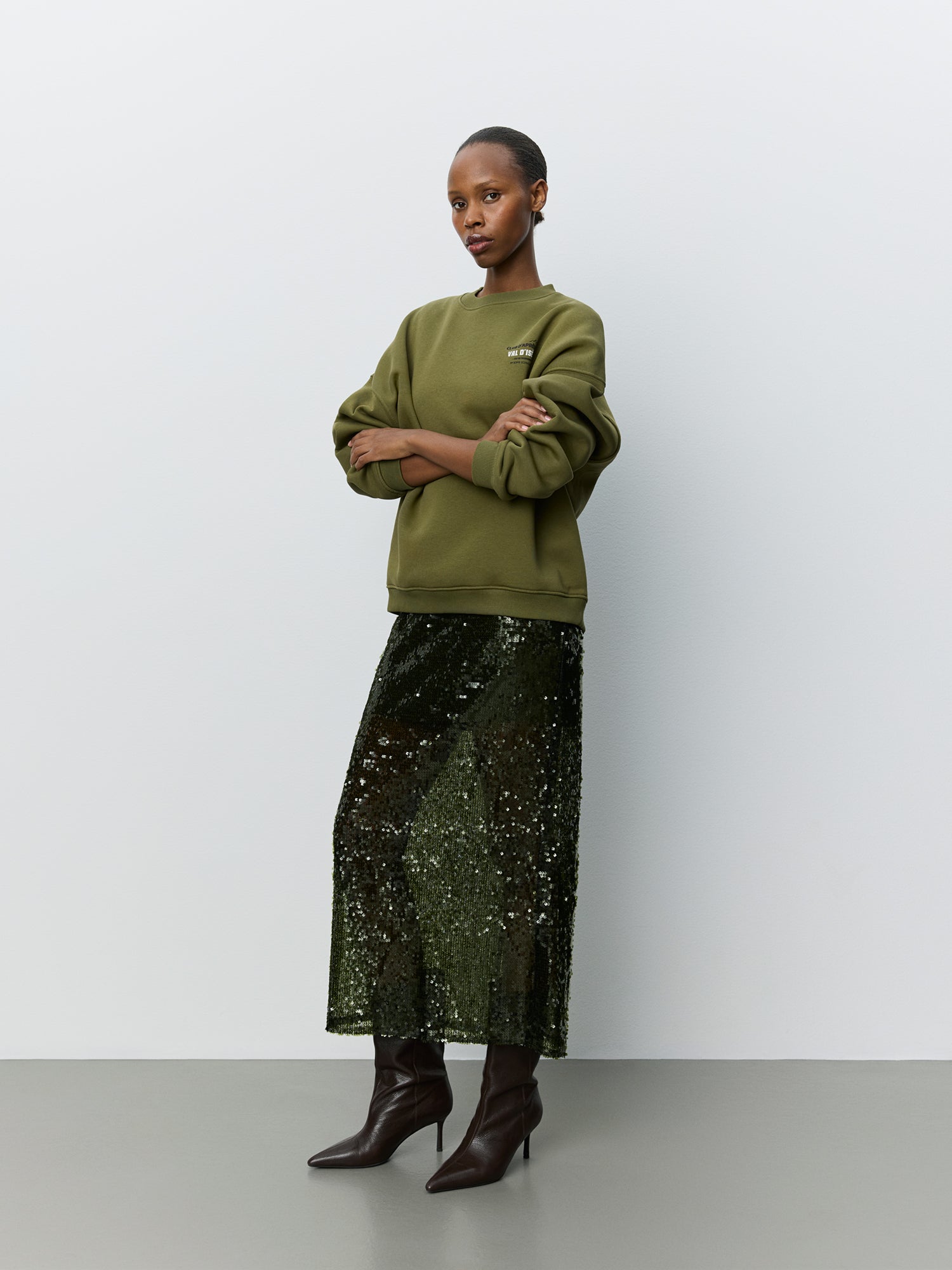 sofie-schnoor-women-parossw-sweatshirt-oliv-baumwolle image 3