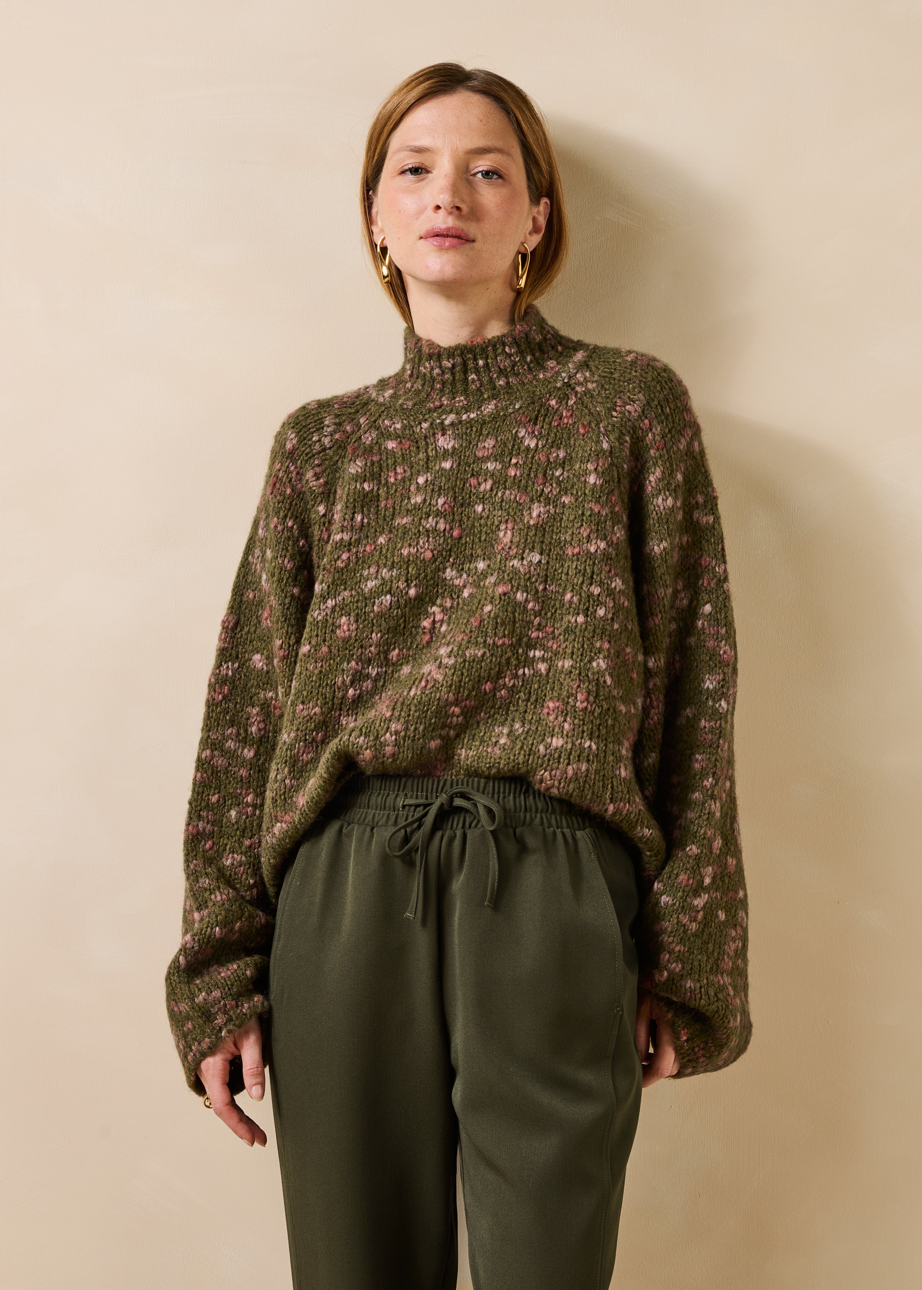 la-f-e-marabout-e-grigio-pullover-khaki-rollkragen-oversize image 5