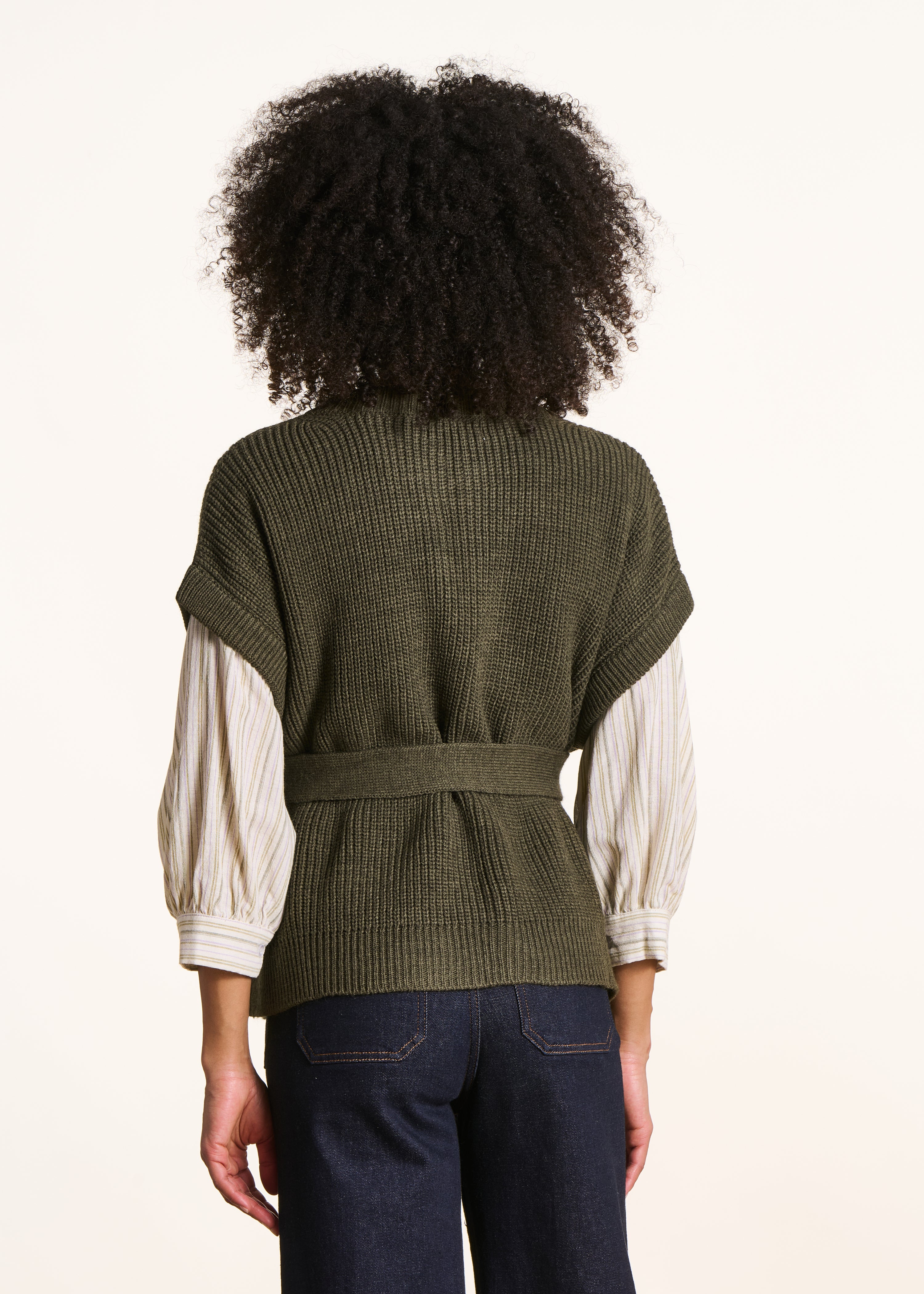 la-f-e-marabout-e-ewen-strickweste-khaki-mit-g-rtel image 3