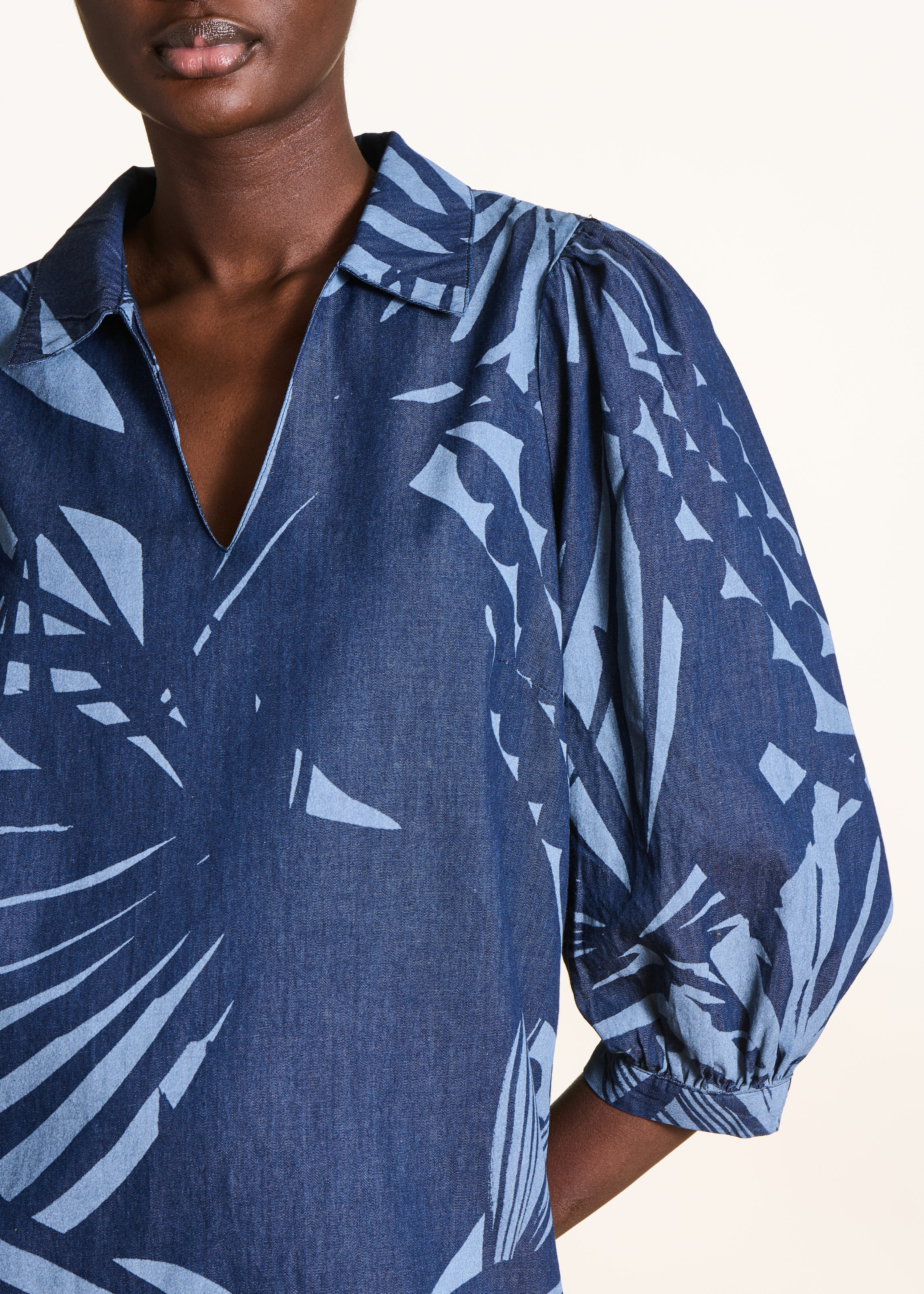 la-f-e-marabout-e-france-kleid-blau-kurz-baumwolle image 4