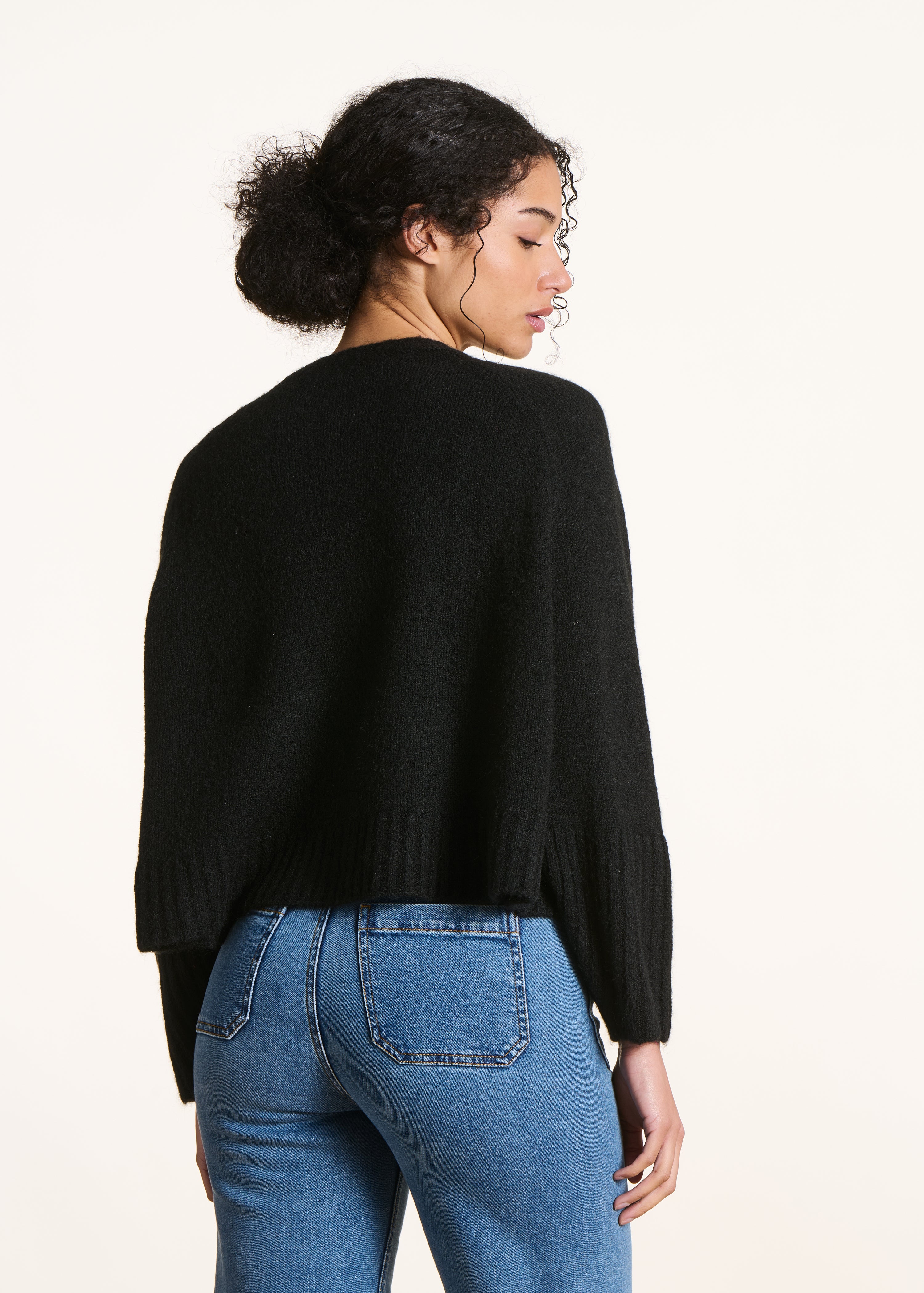 la-f-e-marabout-e-fl-pu-filo-cape-pullover-schwarz-mohair-wolle image 3