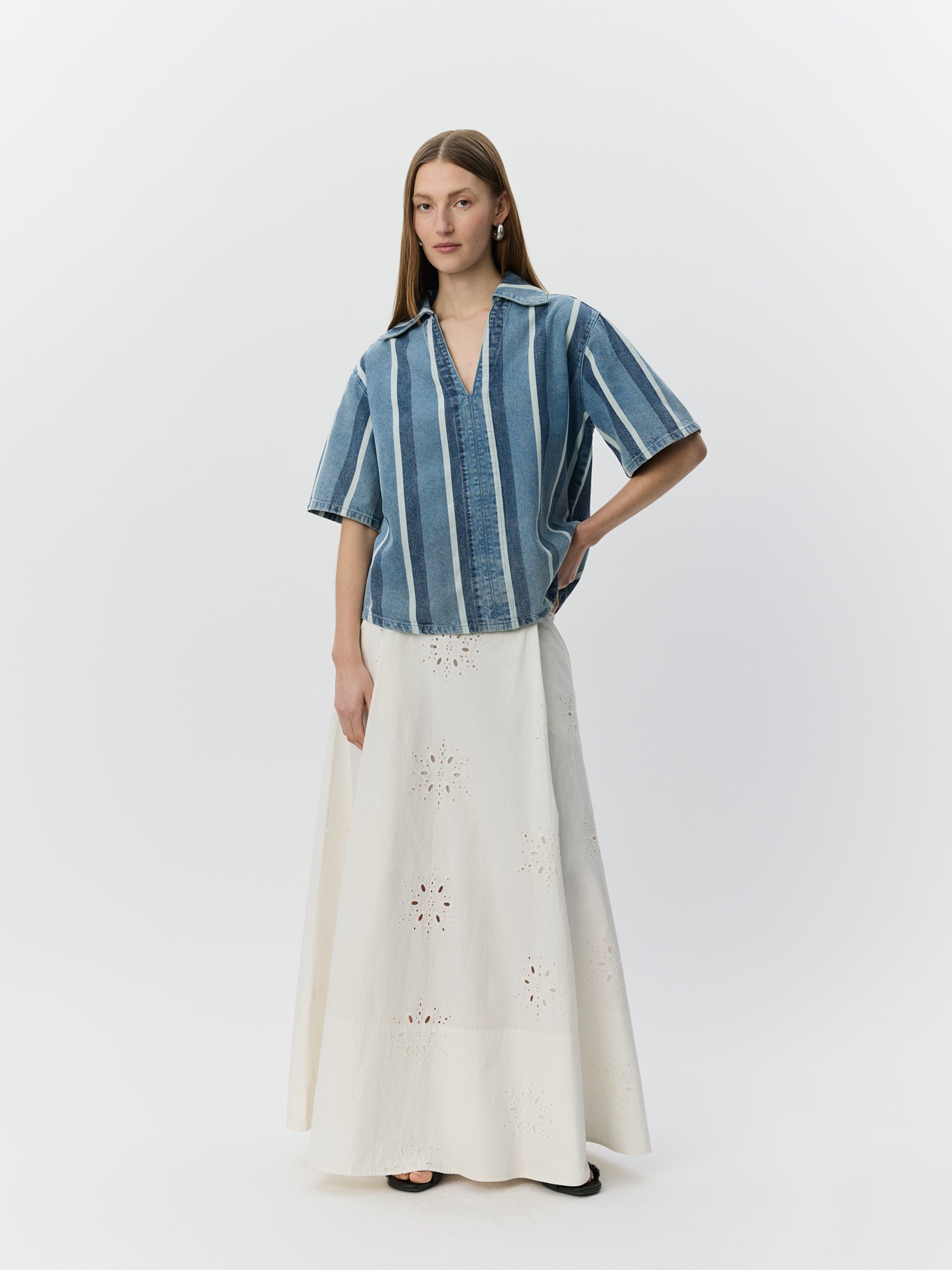 sofie-schnoor-women-s262270-jeanshemd-blau-streifen-34 image 2