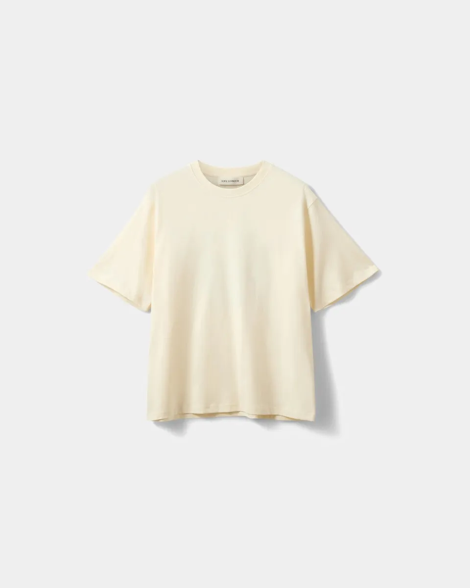 sofie-schnoor-women-maesw-oversized-t-shirt-antique-white image 1