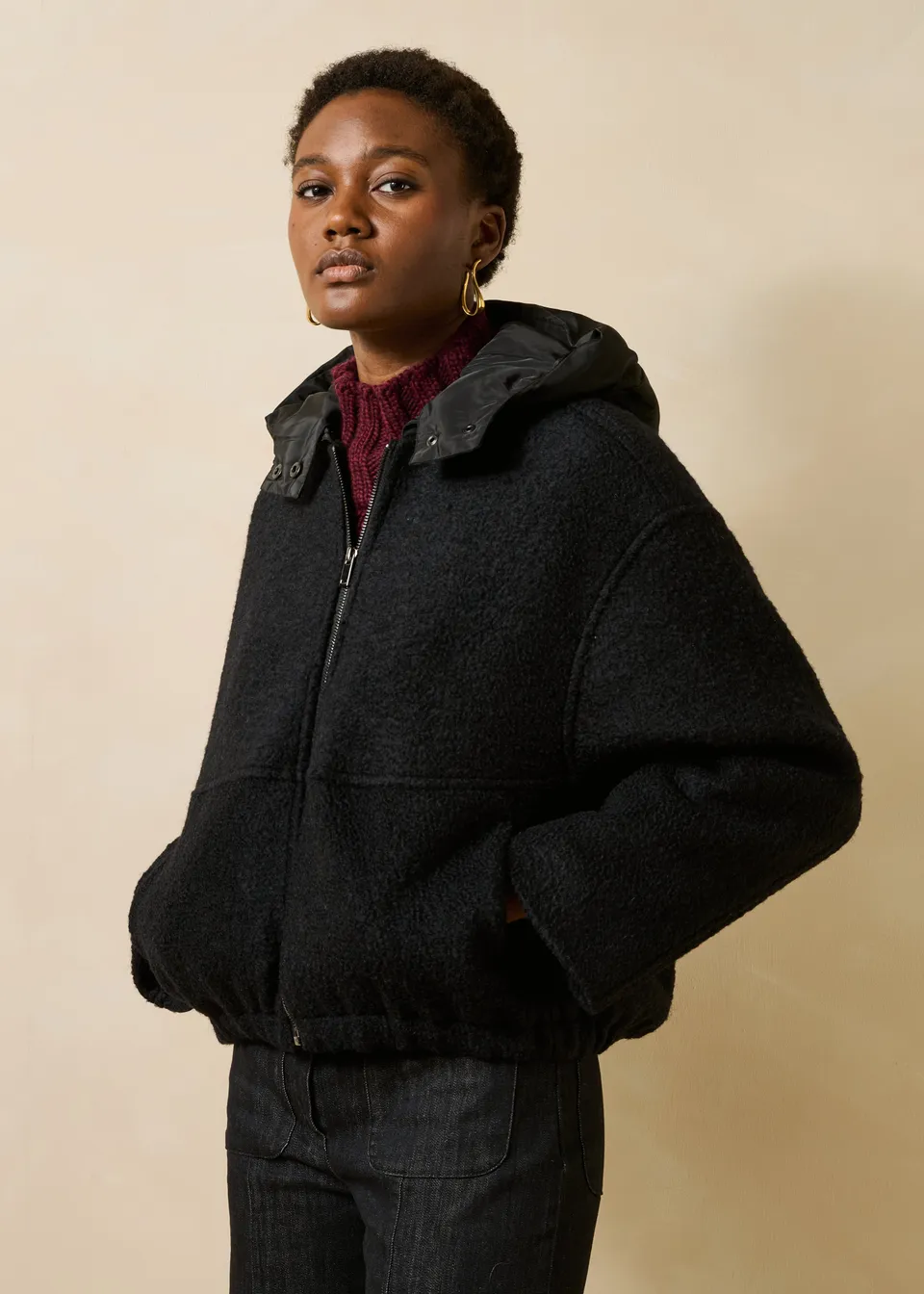 la-f-e-marabout-e-gomez-blouson-schwarz-wolle-kapuze image 1