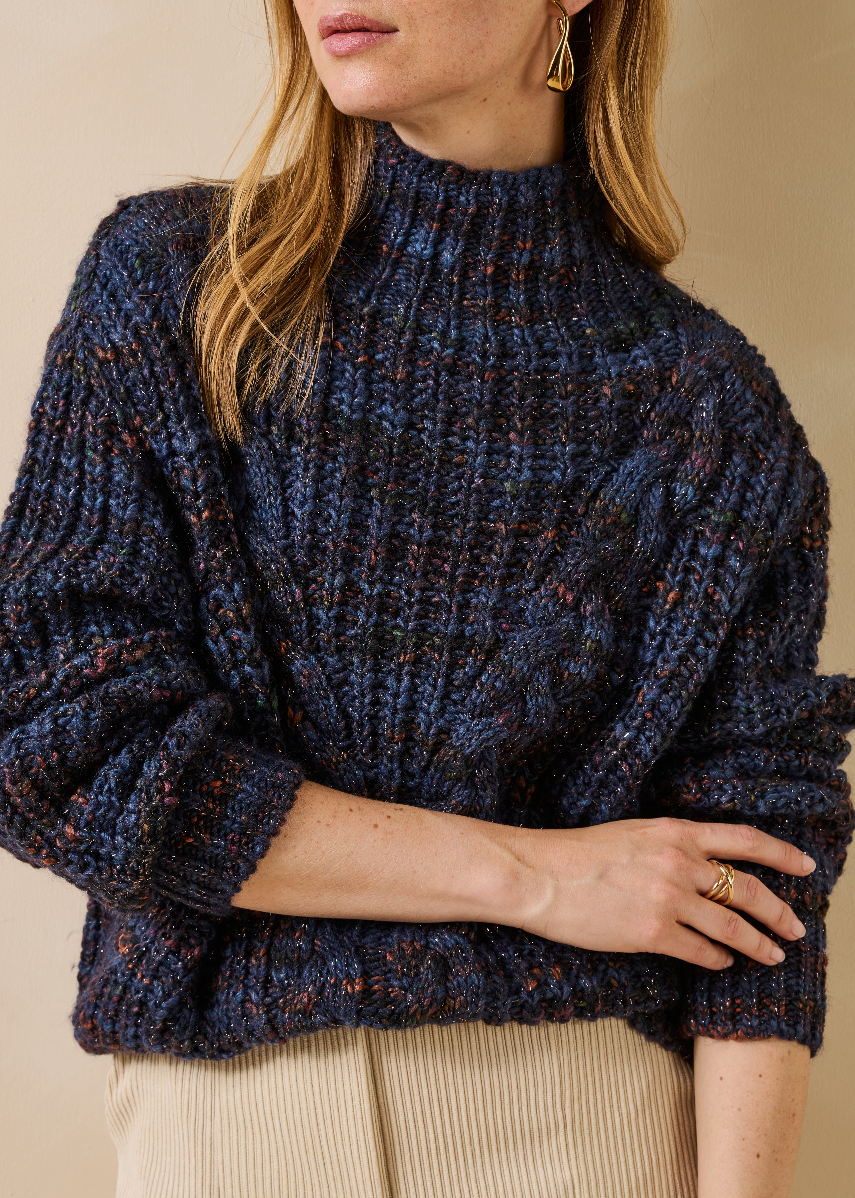 la-f-e-marabout-e-graf-pullover-denimblau-zopf-wolle image 5