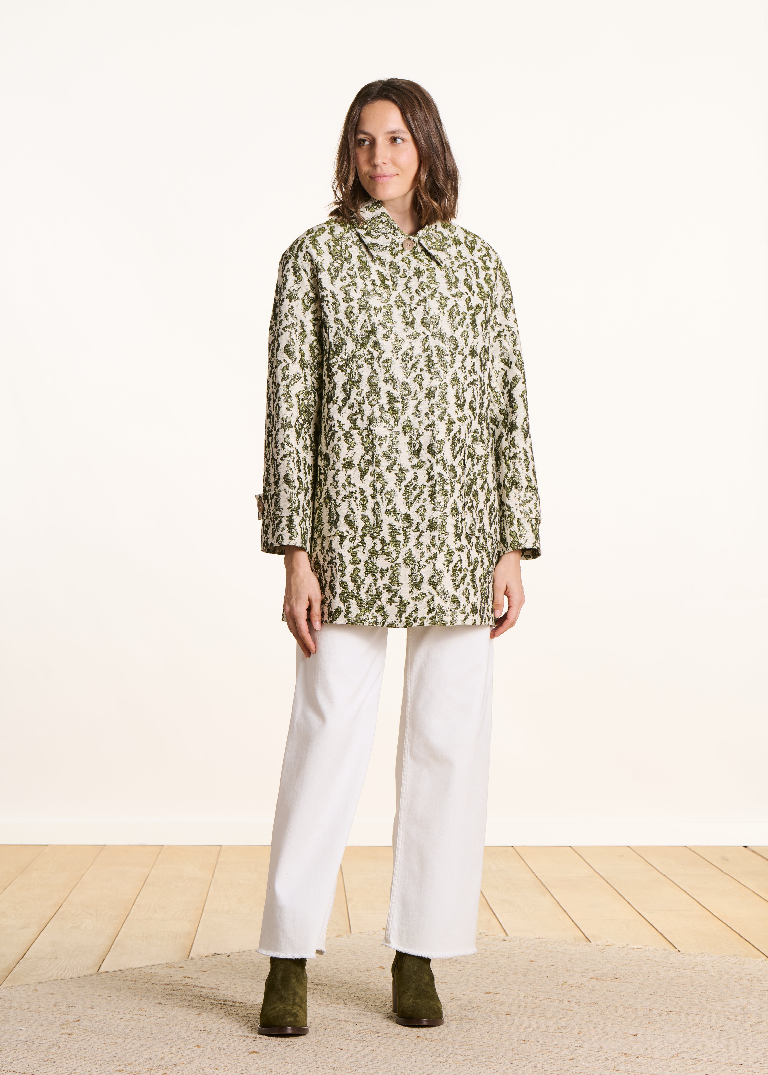 la-f-e-marabout-e-dovane-mantel-khaki-jacquard-3-4 image 2