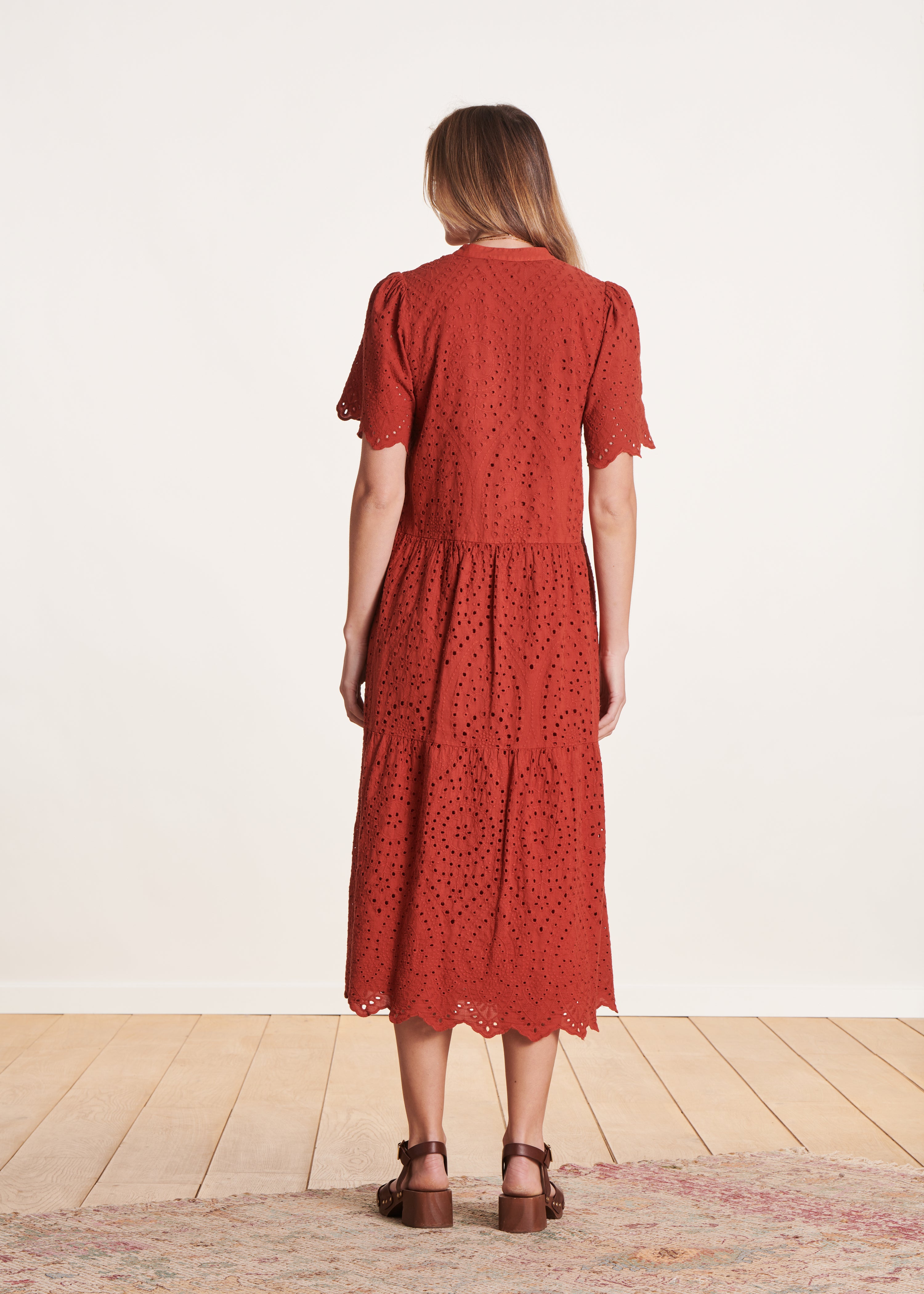 la-f-e-marabout-e-verona-kleid-terracotta-broderie-lang image 2