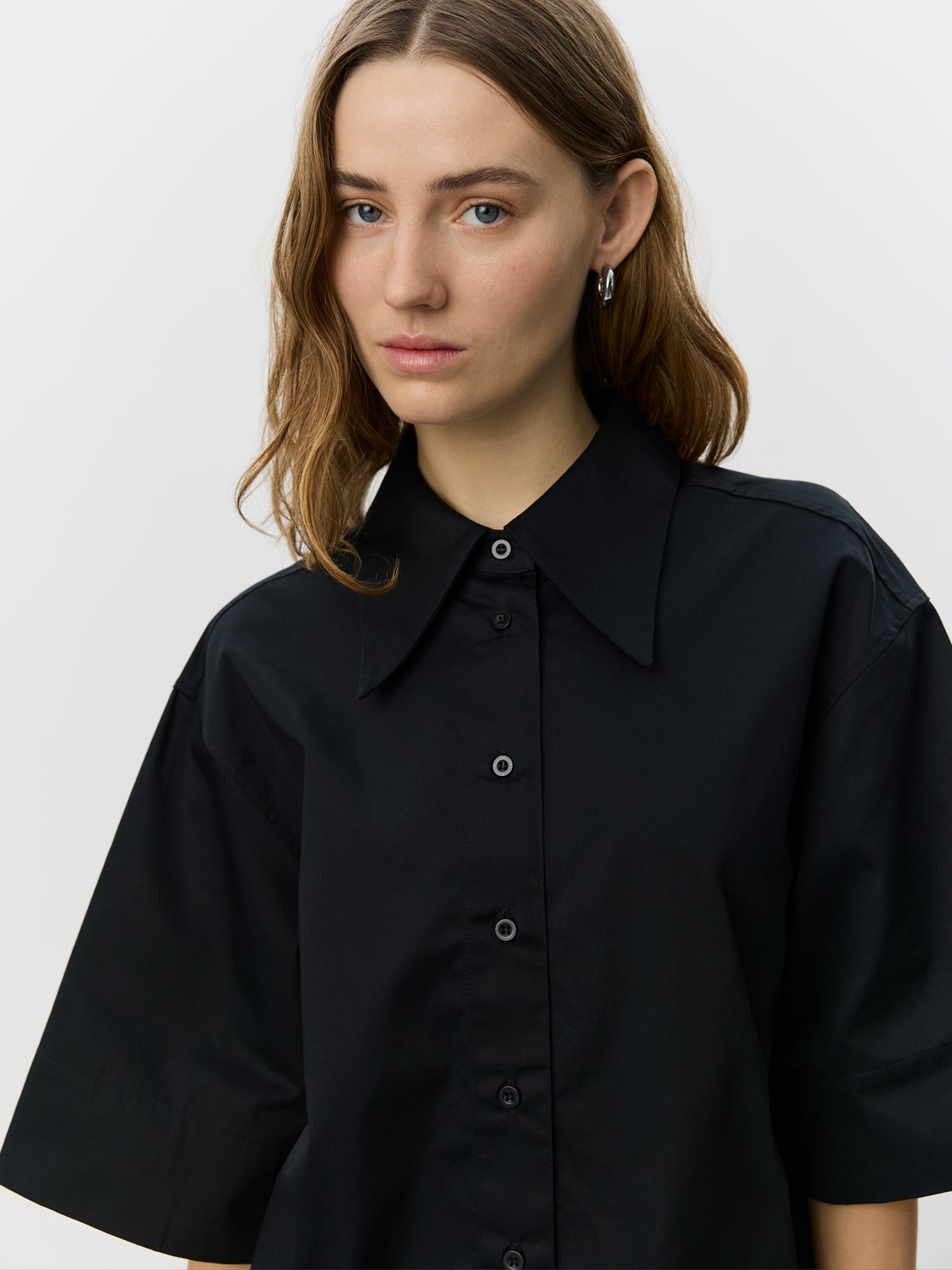 sofie-schnoor-women-harveysw-kurzarm-hemd-schwarz-baumwolle image 5