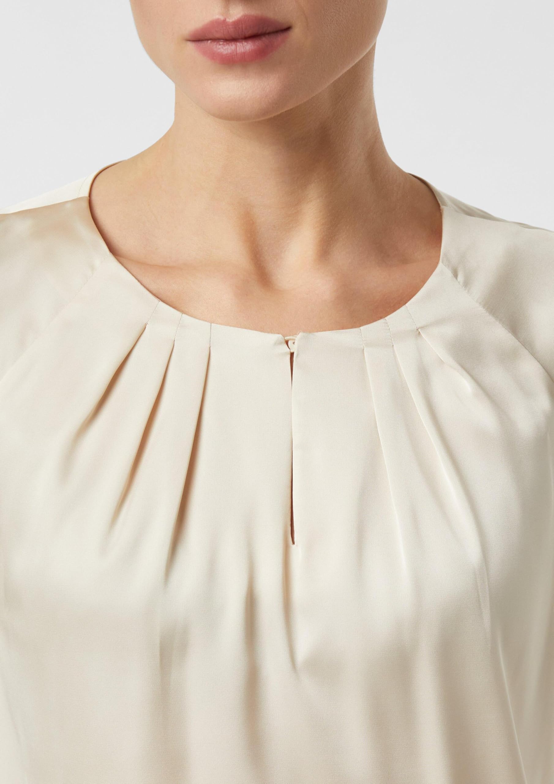 comma-blouses-satin-kurzarmbluse-gr-40-raffung-wei image 4