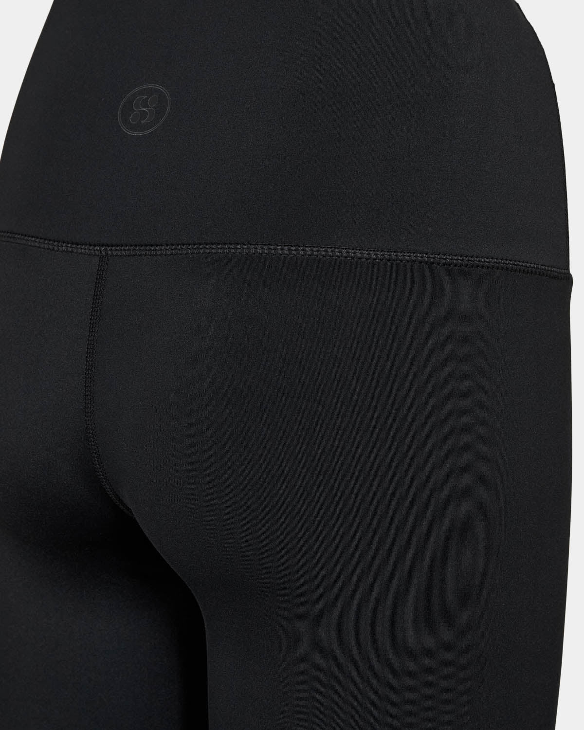 sofie-schnoor-sport-syllespo-leggings-schwarz-3-4-yoga image 8