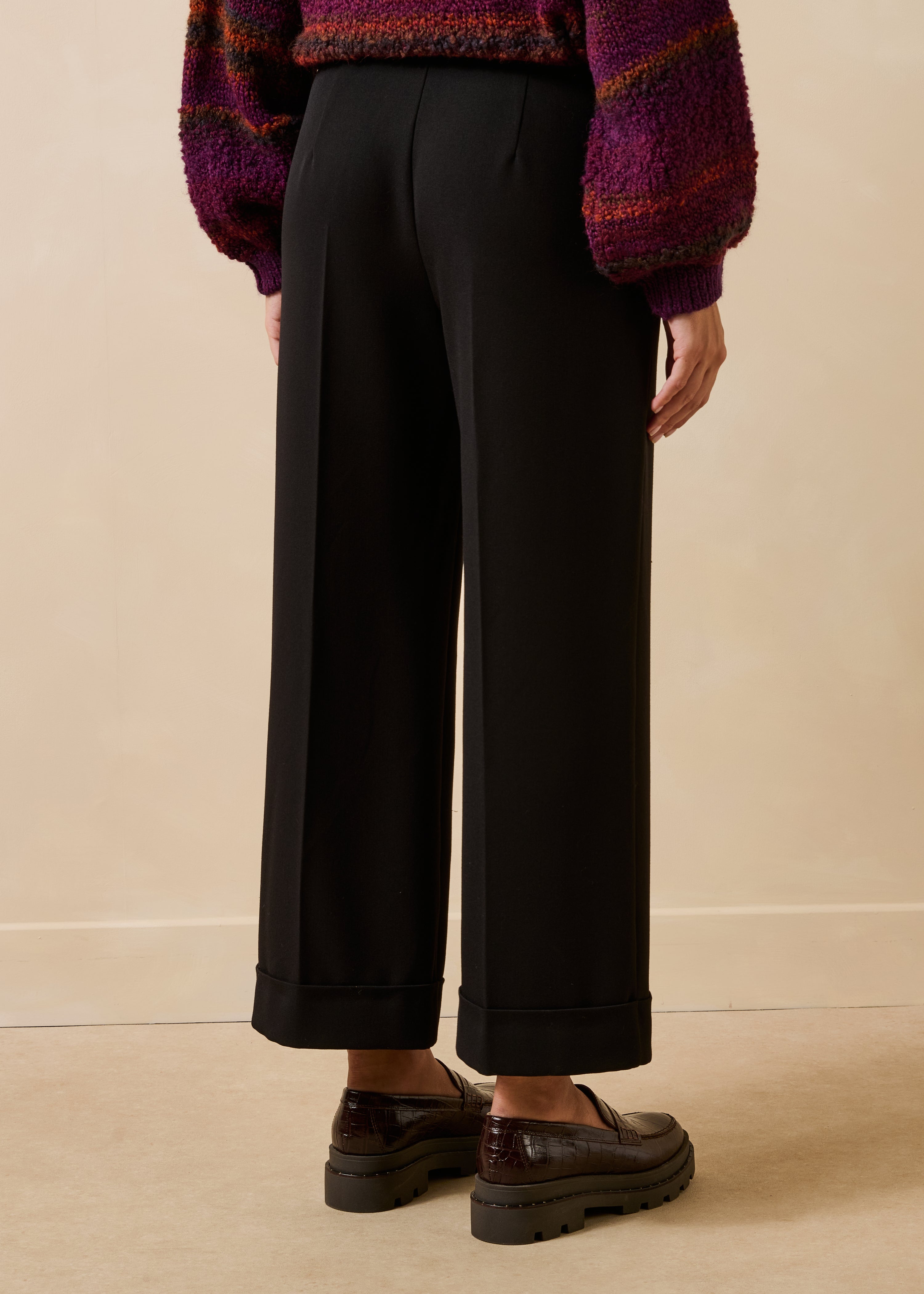 la-f-e-marabout-e-enik-hose-schwarz-gr-34-cropped image 3