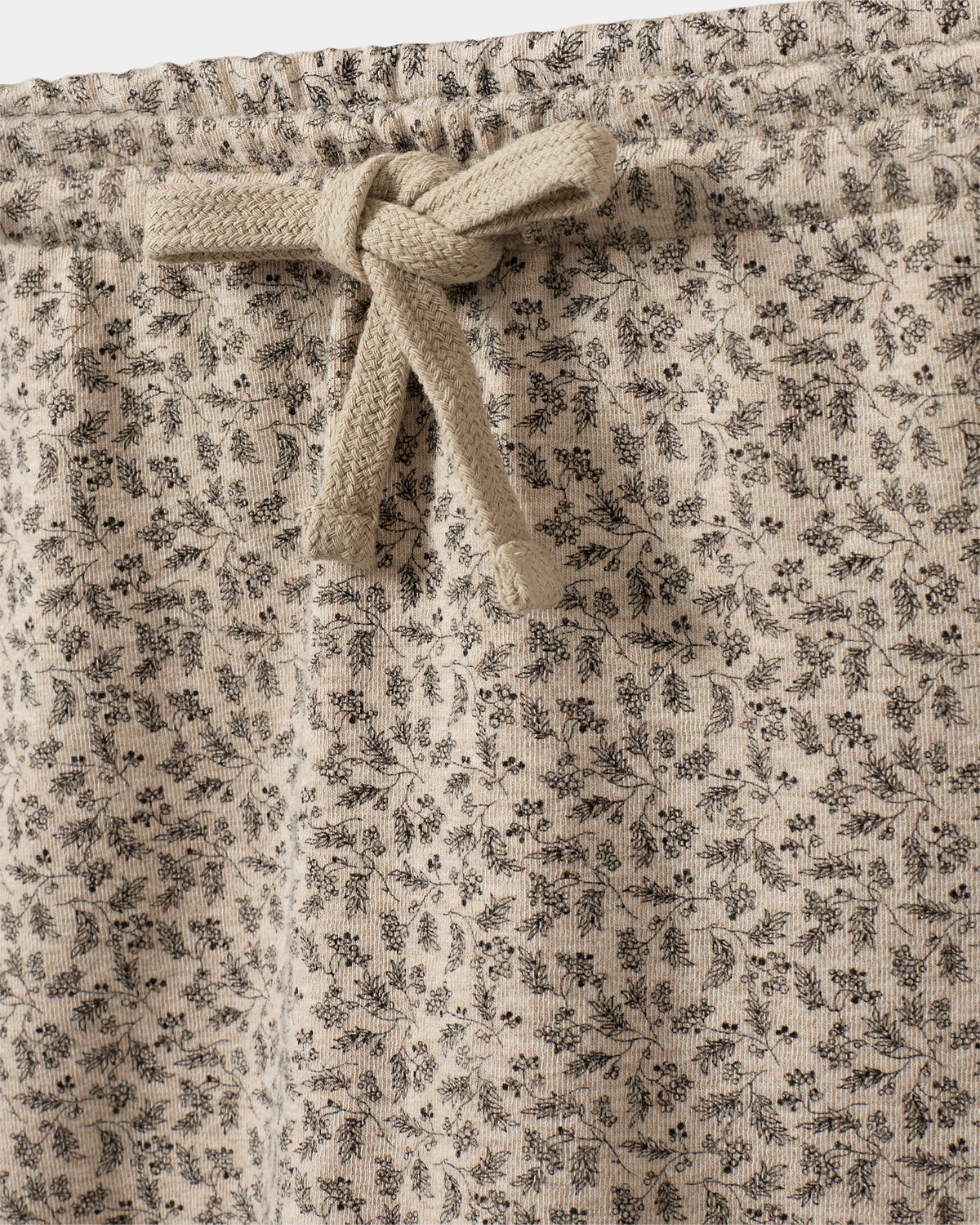 sofie-schnoor-baby-sarahsb-hose-black-flower-blumen image 4