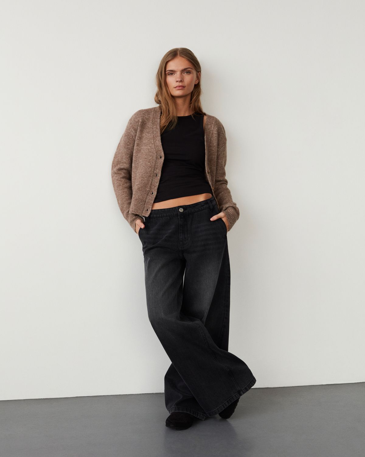 sofie-schnoor-women-levasw-cardigan-brown-melange image 3