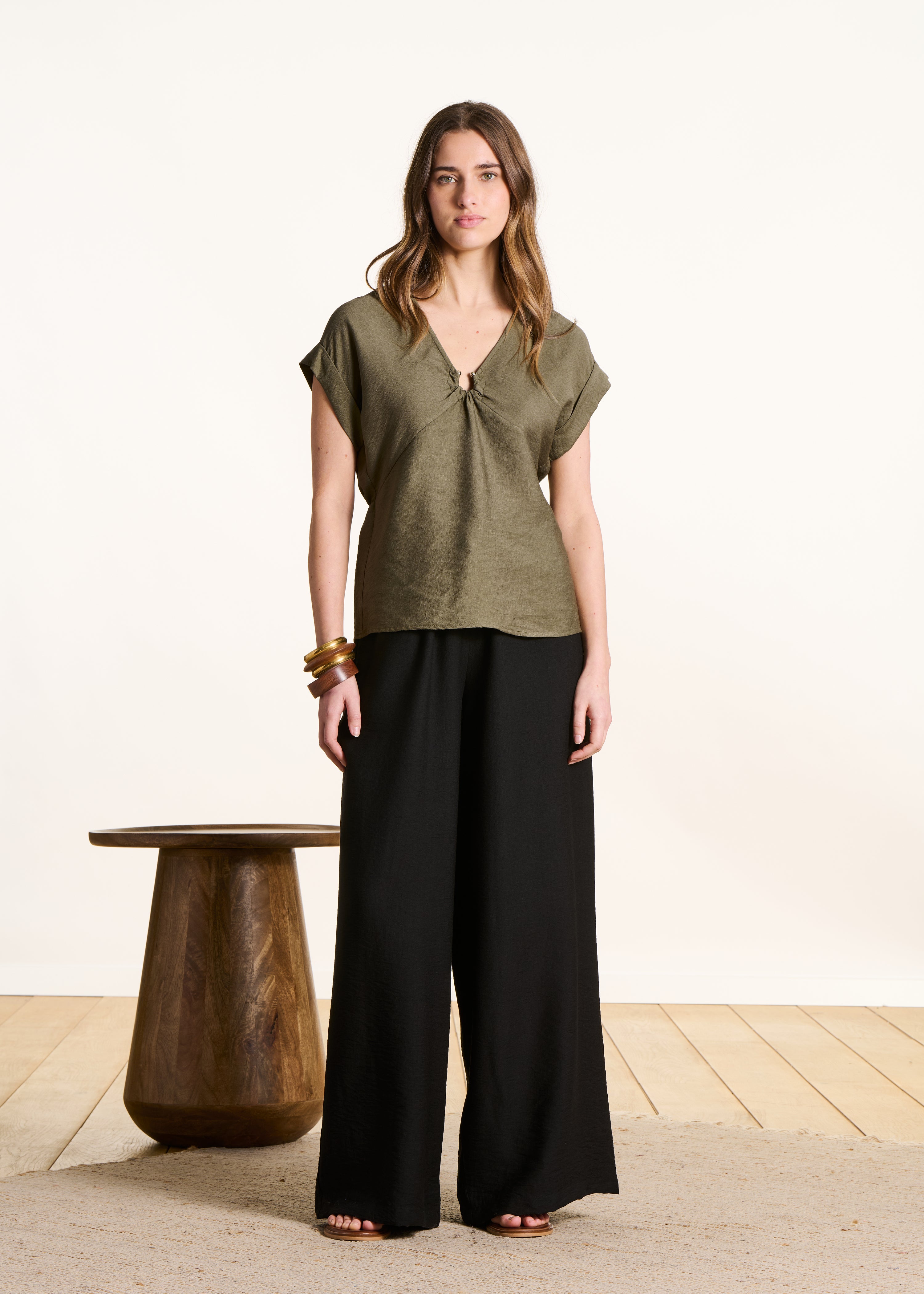 la-f-e-marabout-e-top-khaki-v-ausschnitt-viskose-34-46 image 2