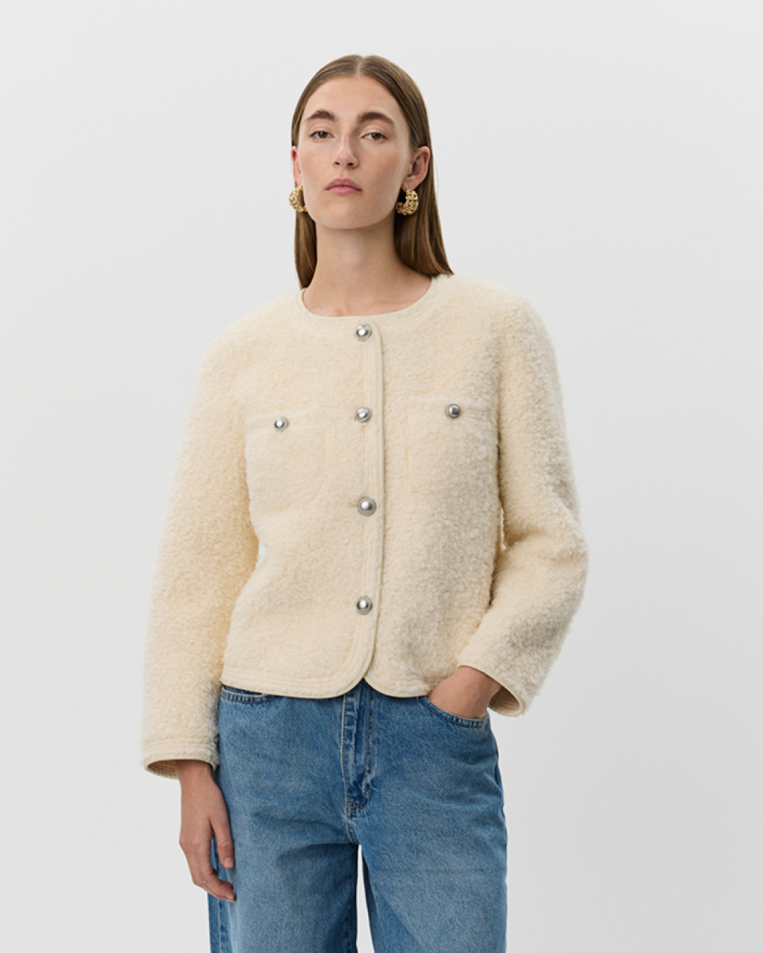 sofie-schnoor-benedictesw-jacke-off-white-boxy-kurz image 5