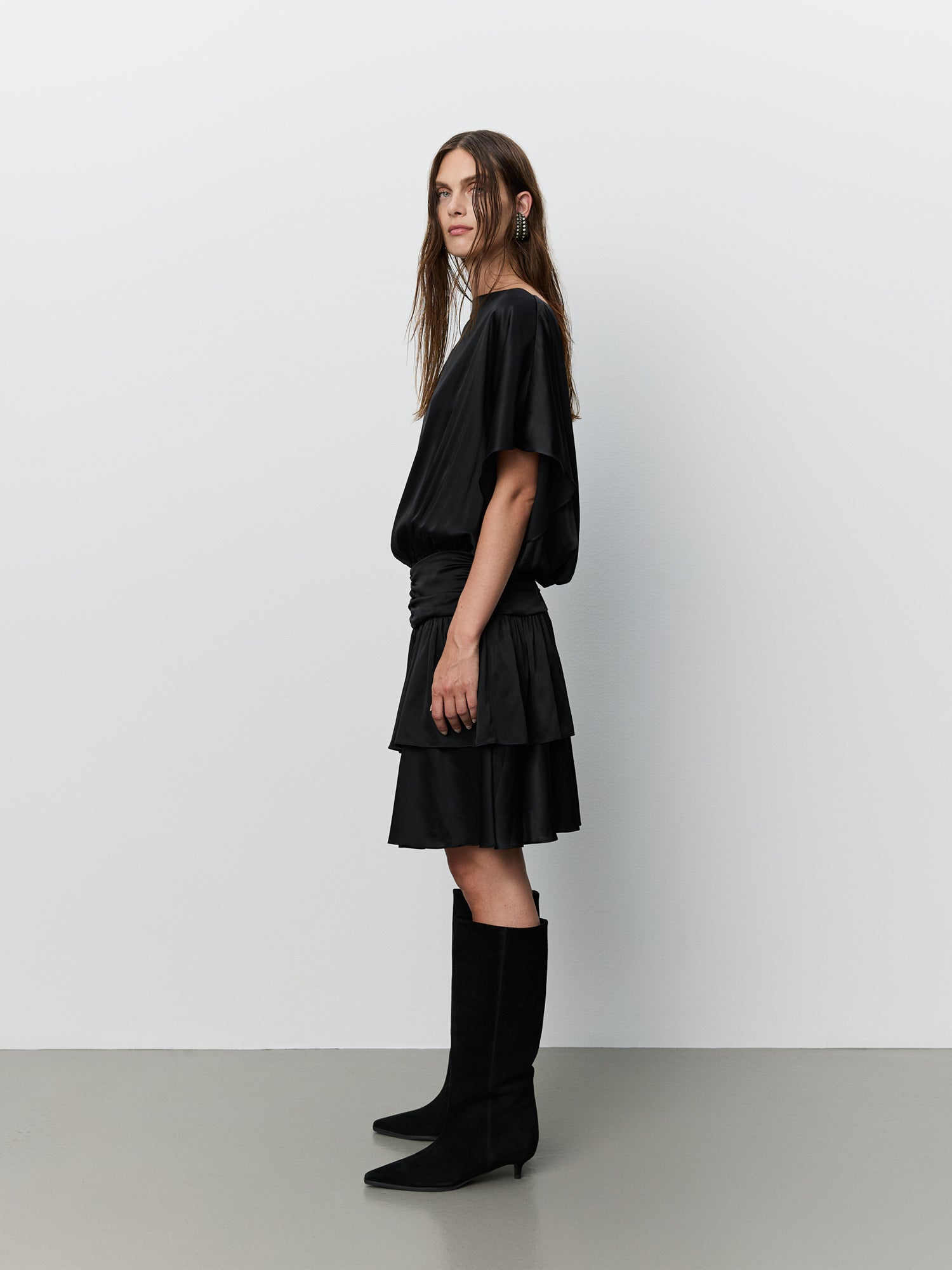 sofie-schnoor-icon-017-seidenkleid-schwarz-mulberry-seide image 3