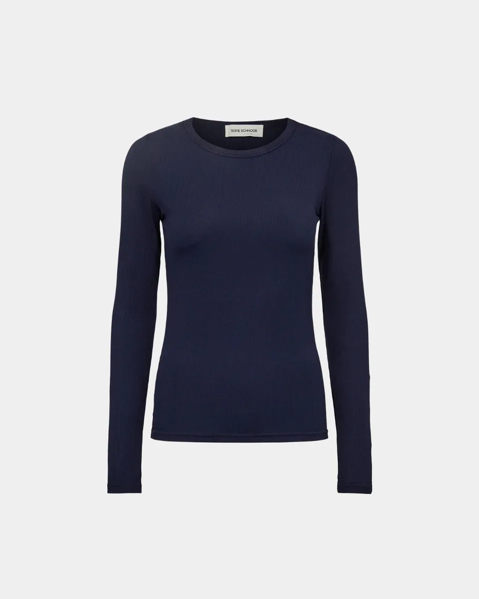 sofie-schnoor-women-petriciasw-langarmshirt-navy-viskose image 1