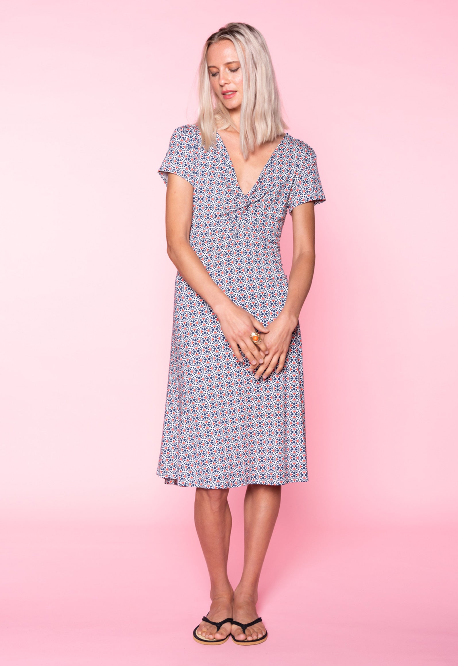 moshiki-s26-dress-v1-kurzarmkleid-bubble-fern-m-viskose image 4
