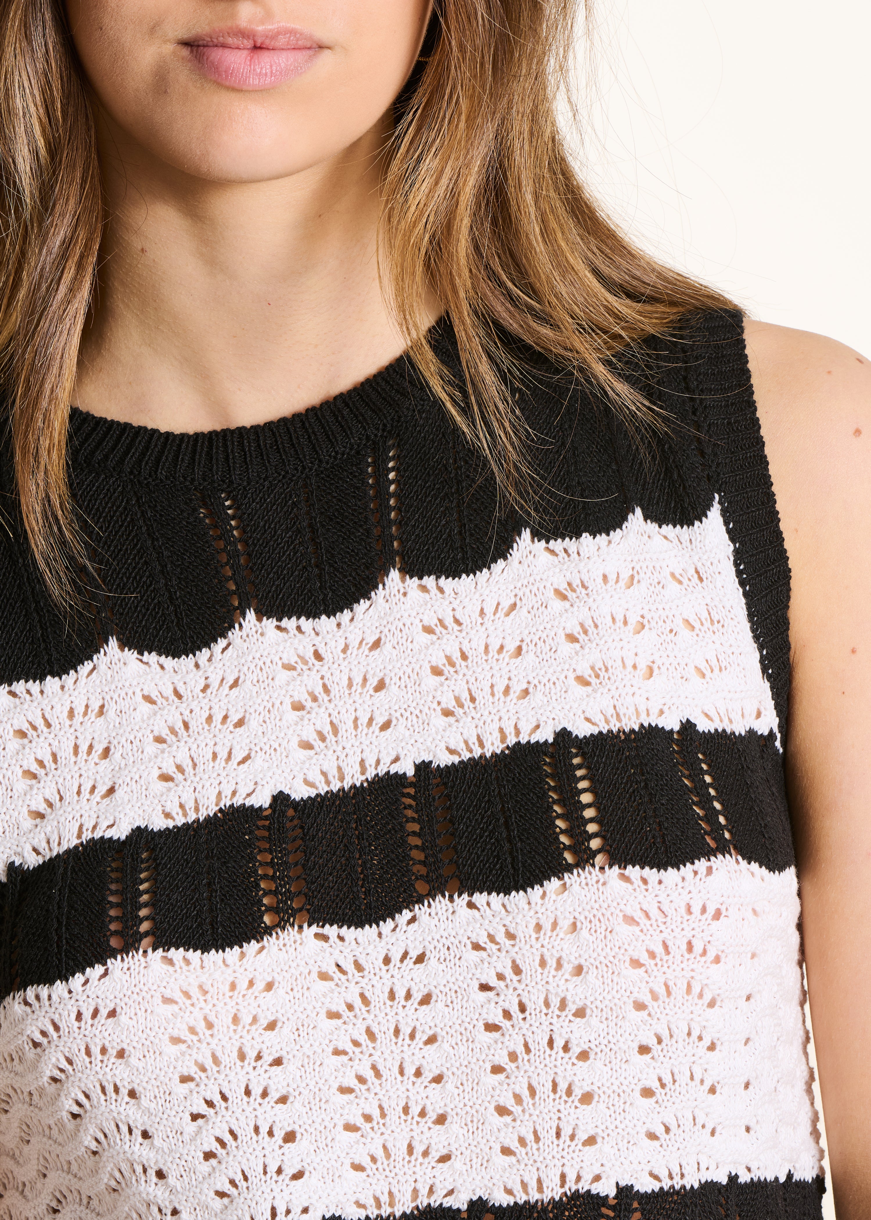 la-f-e-marabout-e-formel-stricktop-schwarz-gestreift-ajour image 5