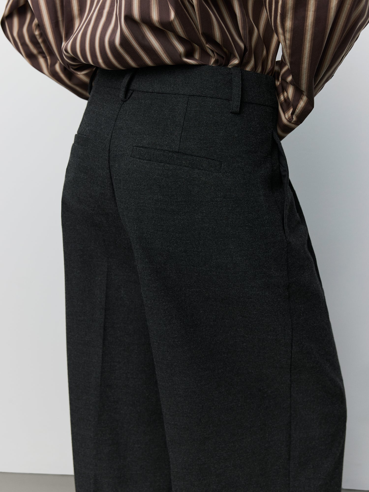sofie-schnoor-women-rosalinda-hose-dunkelgrau-wide-leg image 6