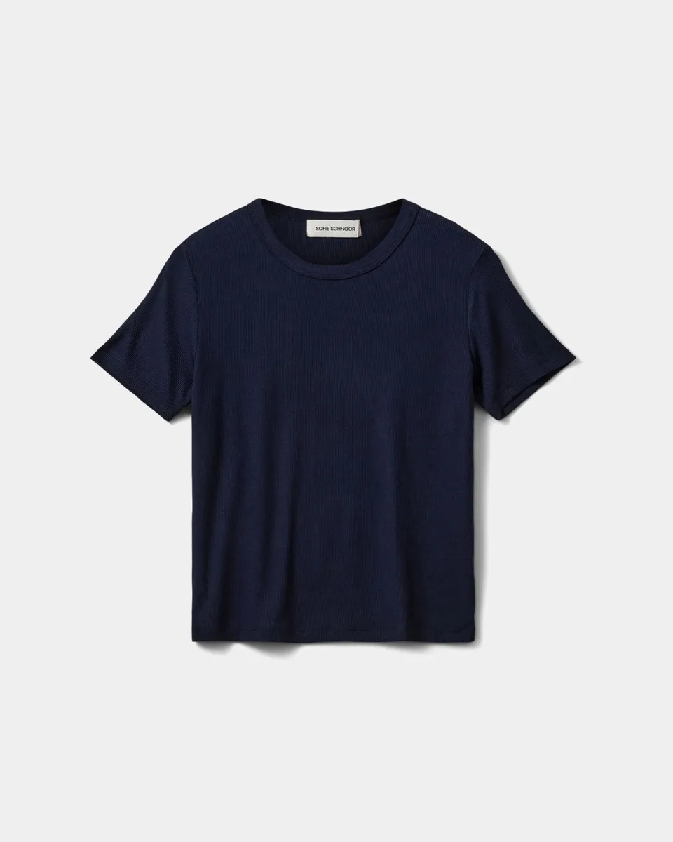 sofie-schnoor-women-nataliasw-t-shirt-navy-viskose image 1