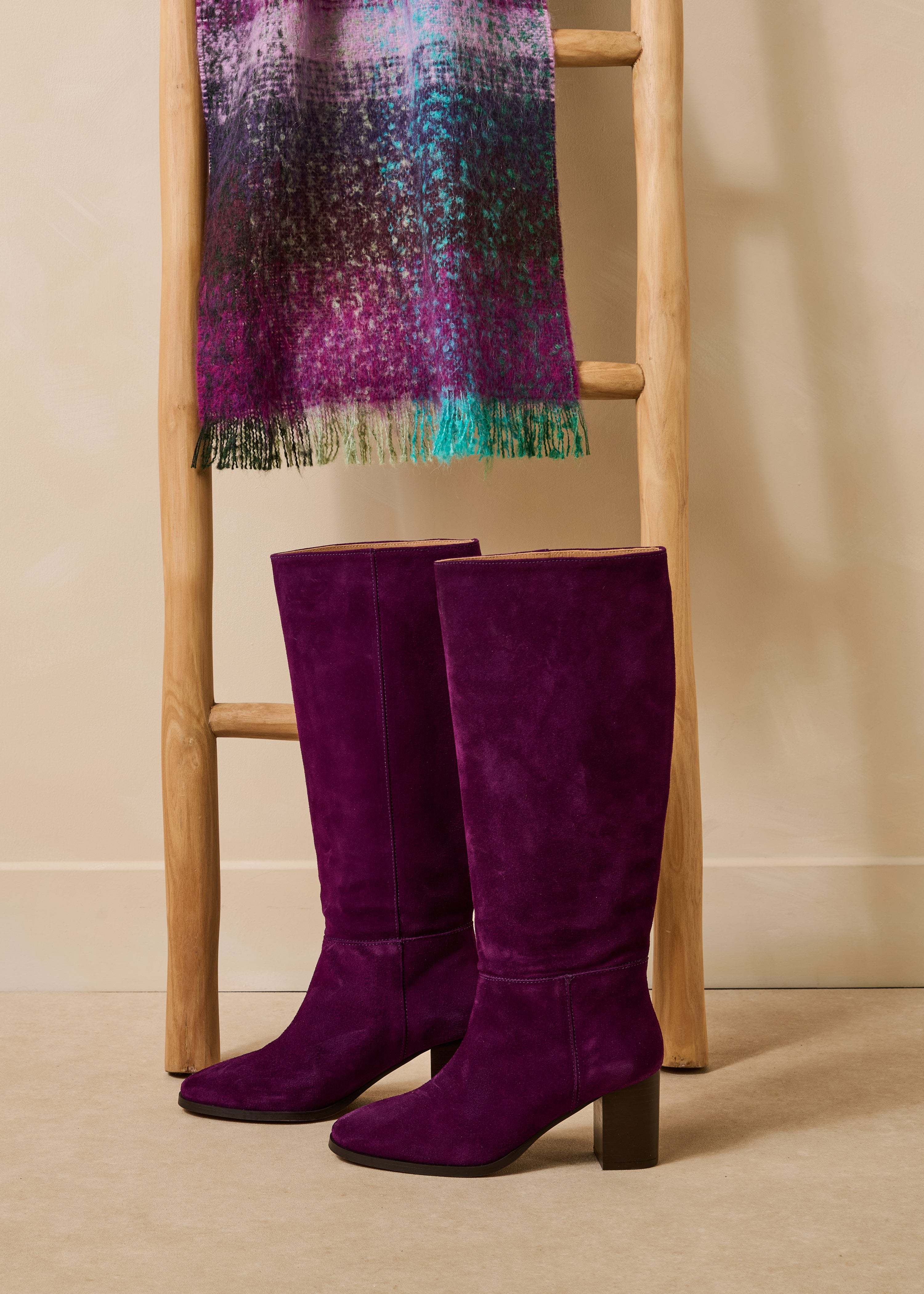 la-f-e-marabout-e-zakui-stiefel-lila-wildleder image 2
