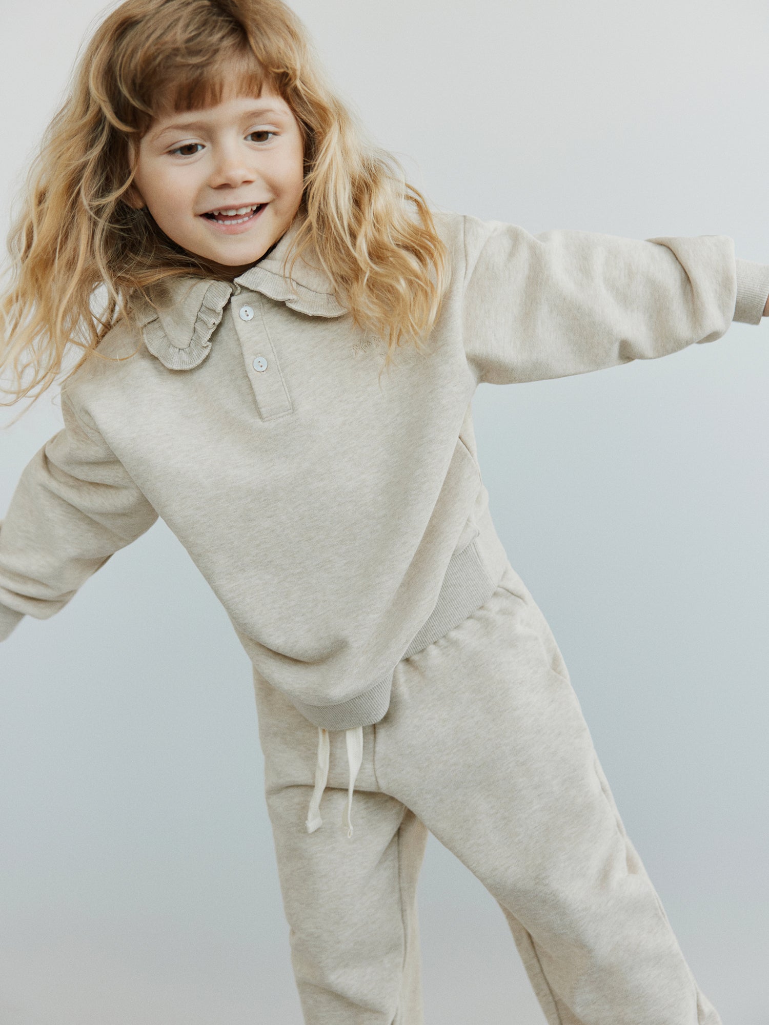 sofie-schnoor-kids-netuskb-p261420-jogginghose-beige-melange image 3