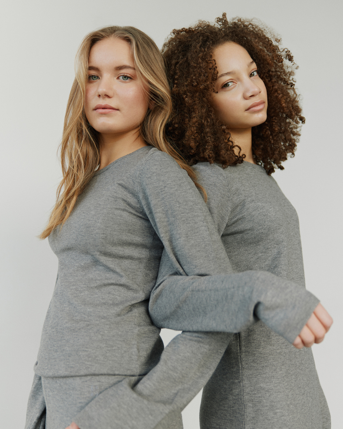 sofie-schnoor-vivosy-g254215-strick-grey-melange image 2