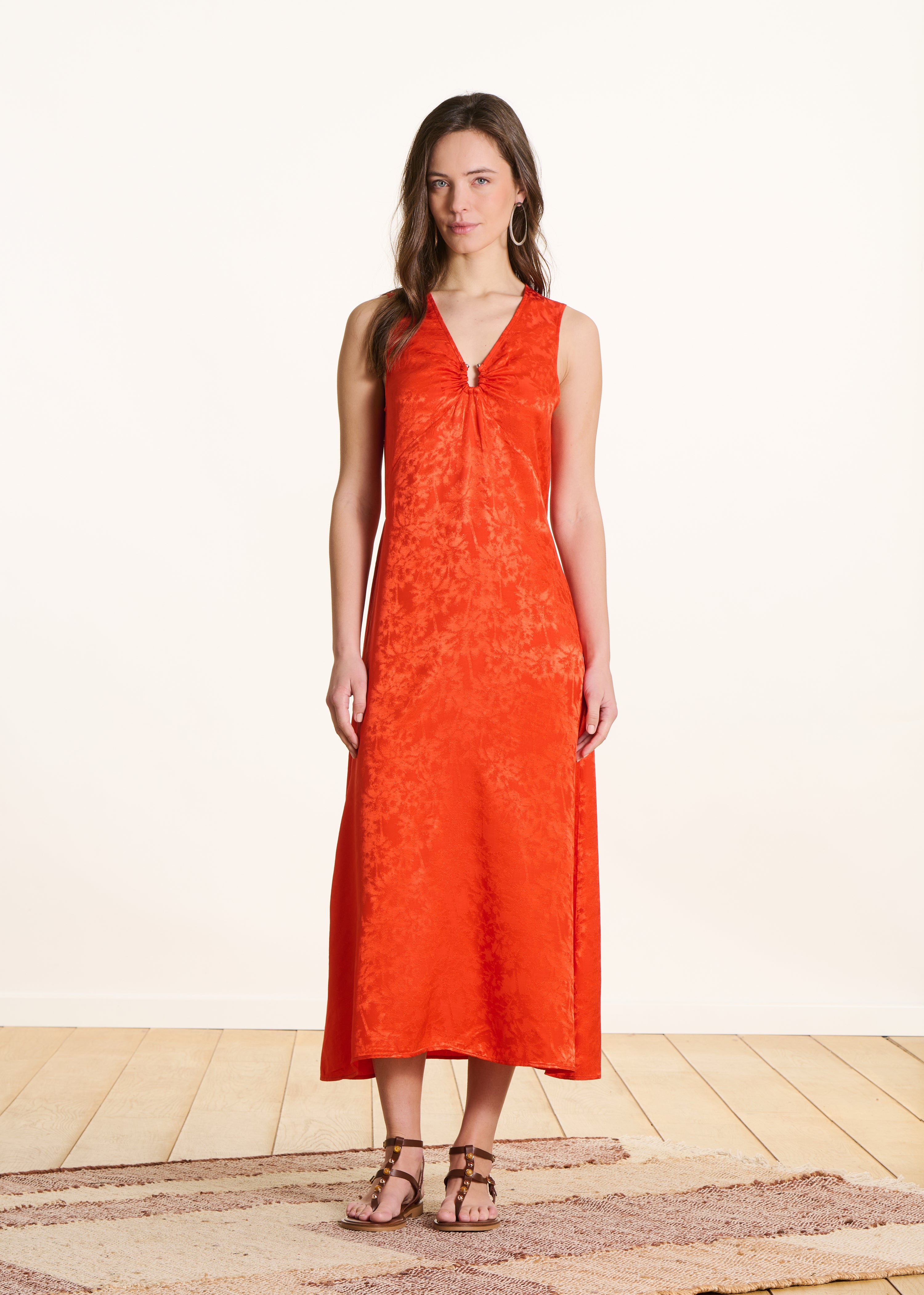 la-f-e-marabout-e-fedez-maxikleid-orange-jacquard image 2